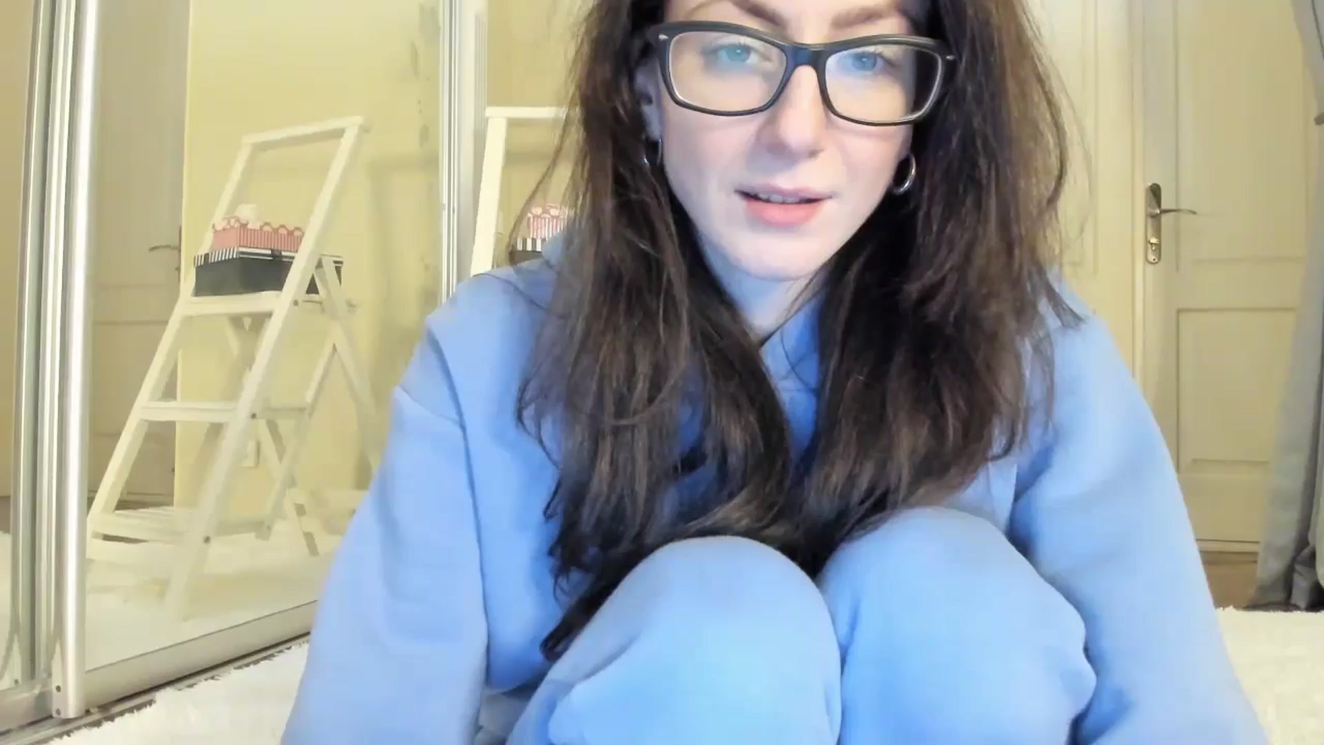 Gallery image thumbnail from Baby_Jewel's myfreecams stream on, 11/19/2024, 13:35 image 3 of 20