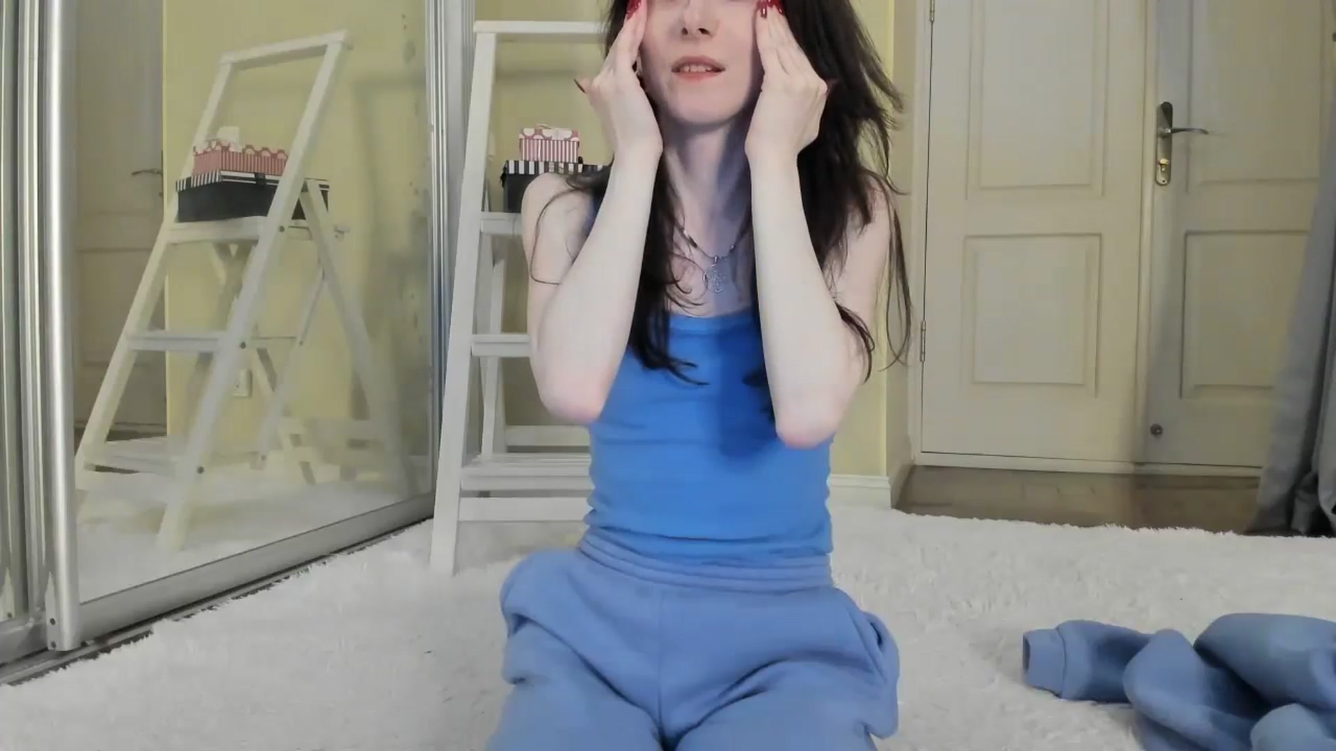 Gallery image thumbnail from Baby_Jewel's myfreecams stream on, 11/19/2024, 13:35 image 9 of 20