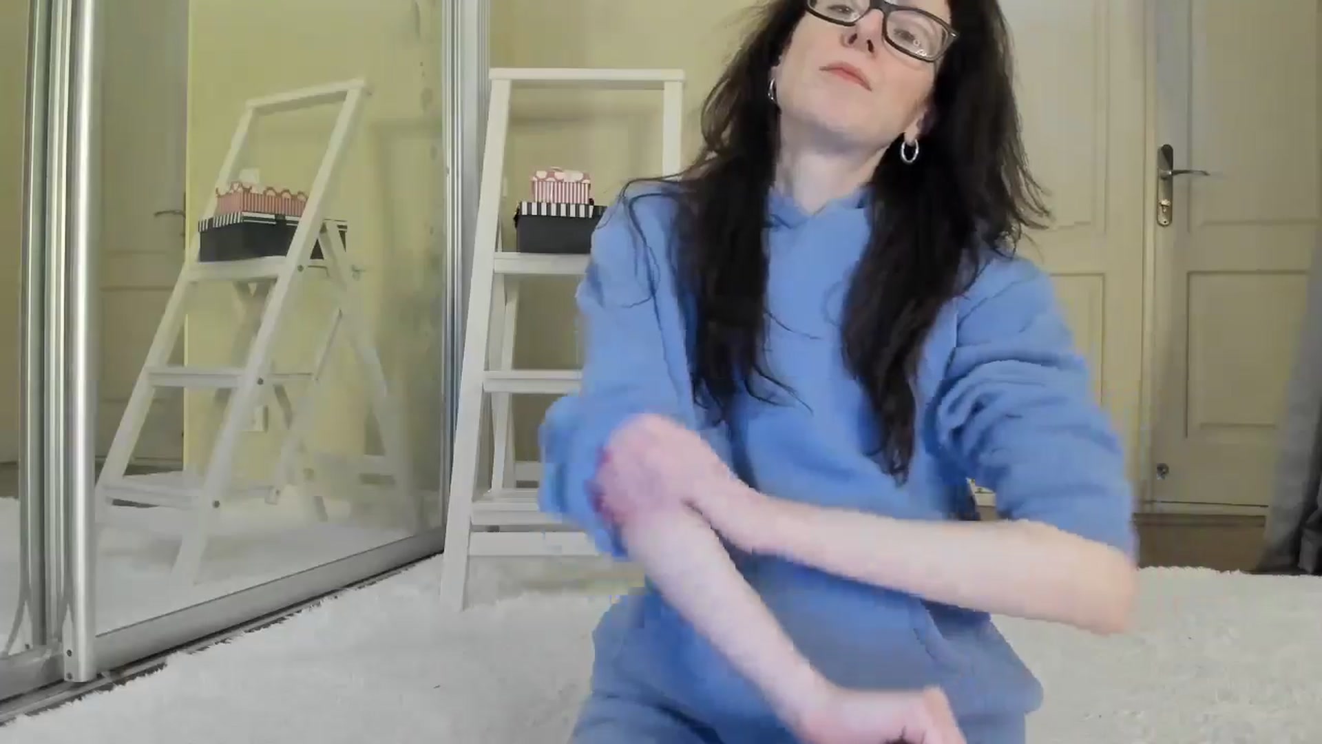 Gallery image thumbnail from Baby_Jewel's myfreecams stream on, 11/19/2024, 13:35 image 19 of 20