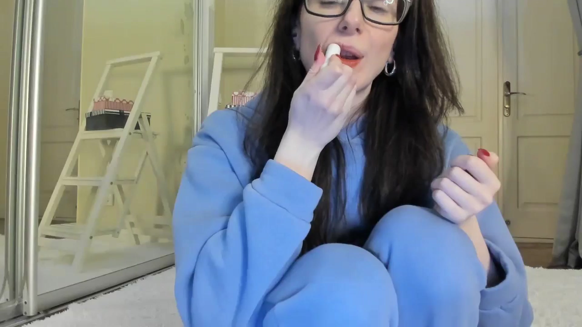 Gallery image thumbnail from Baby_Jewel's myfreecams stream on, 11/19/2024, 13:35 image 5 of 20