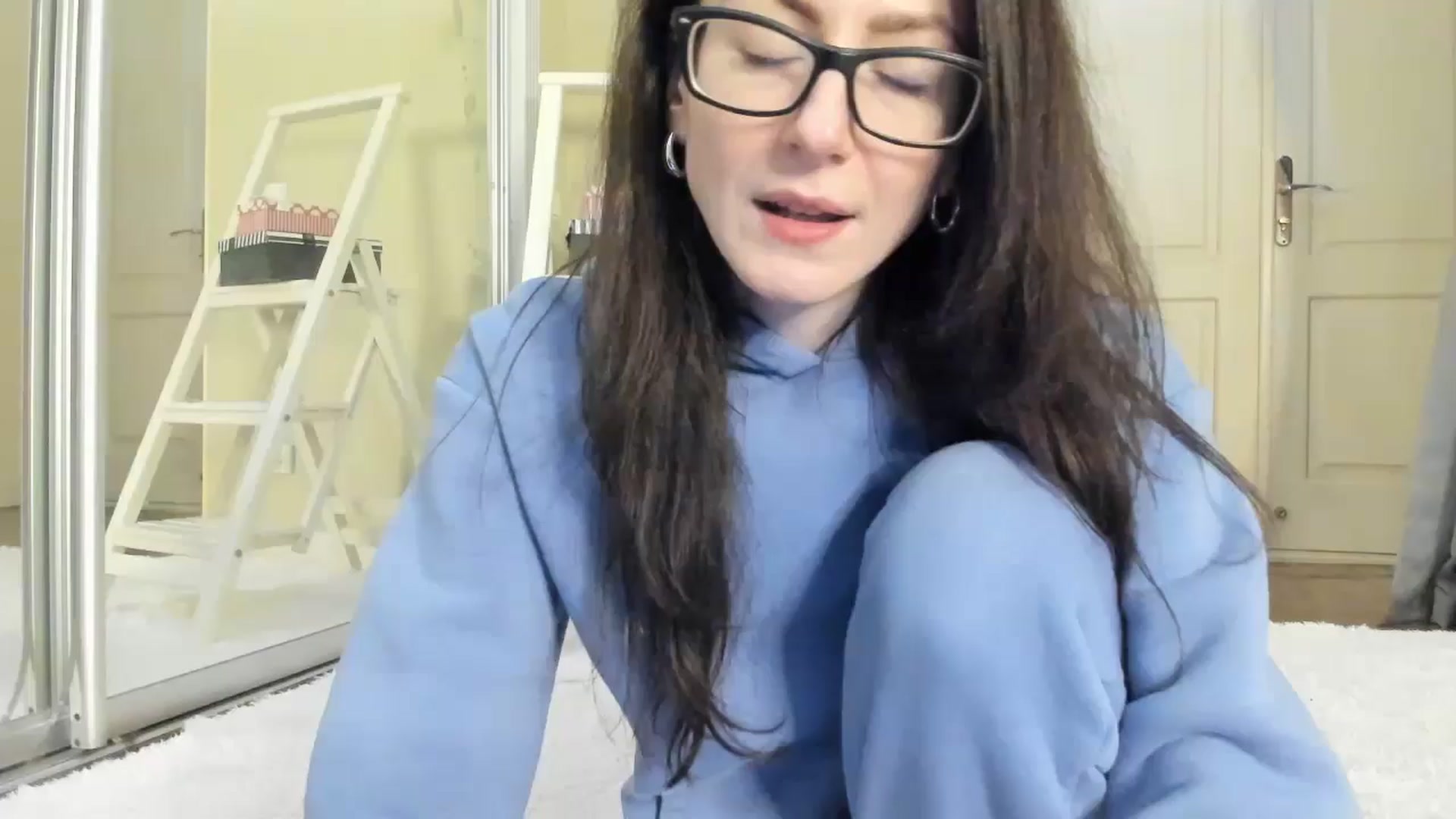 Gallery image thumbnail from Baby_Jewel's myfreecams stream on, 11/19/2024, 14:47 image 1 of 20