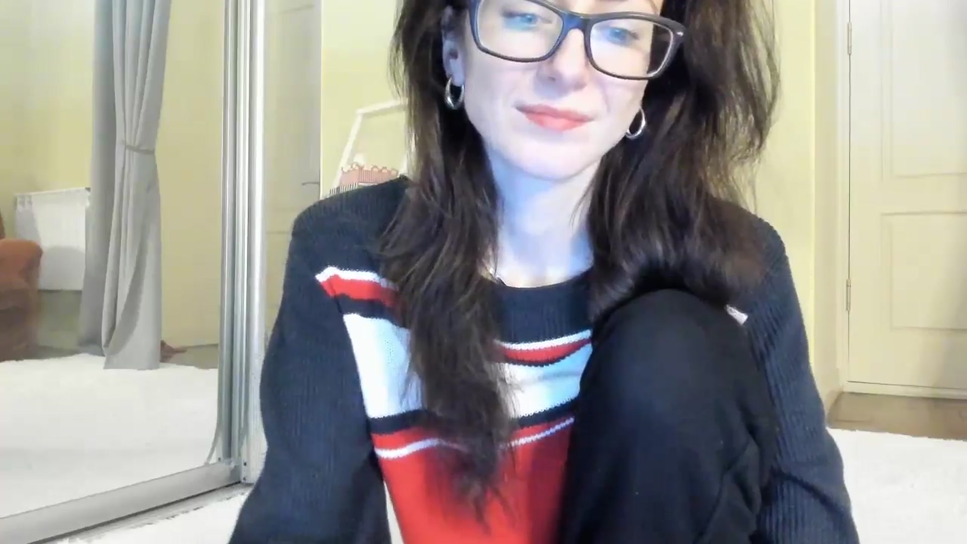 Gallery image thumbnail from Baby_Jewel's myfreecams stream on, 11/20/2024, 12:50 image 3 of 20