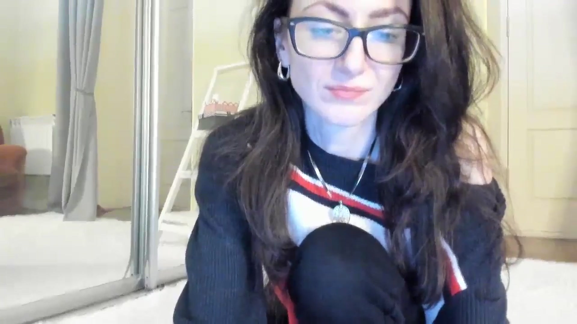 Gallery image thumbnail from Baby_Jewel's myfreecams stream on, 11/20/2024, 12:50 image 18 of 20