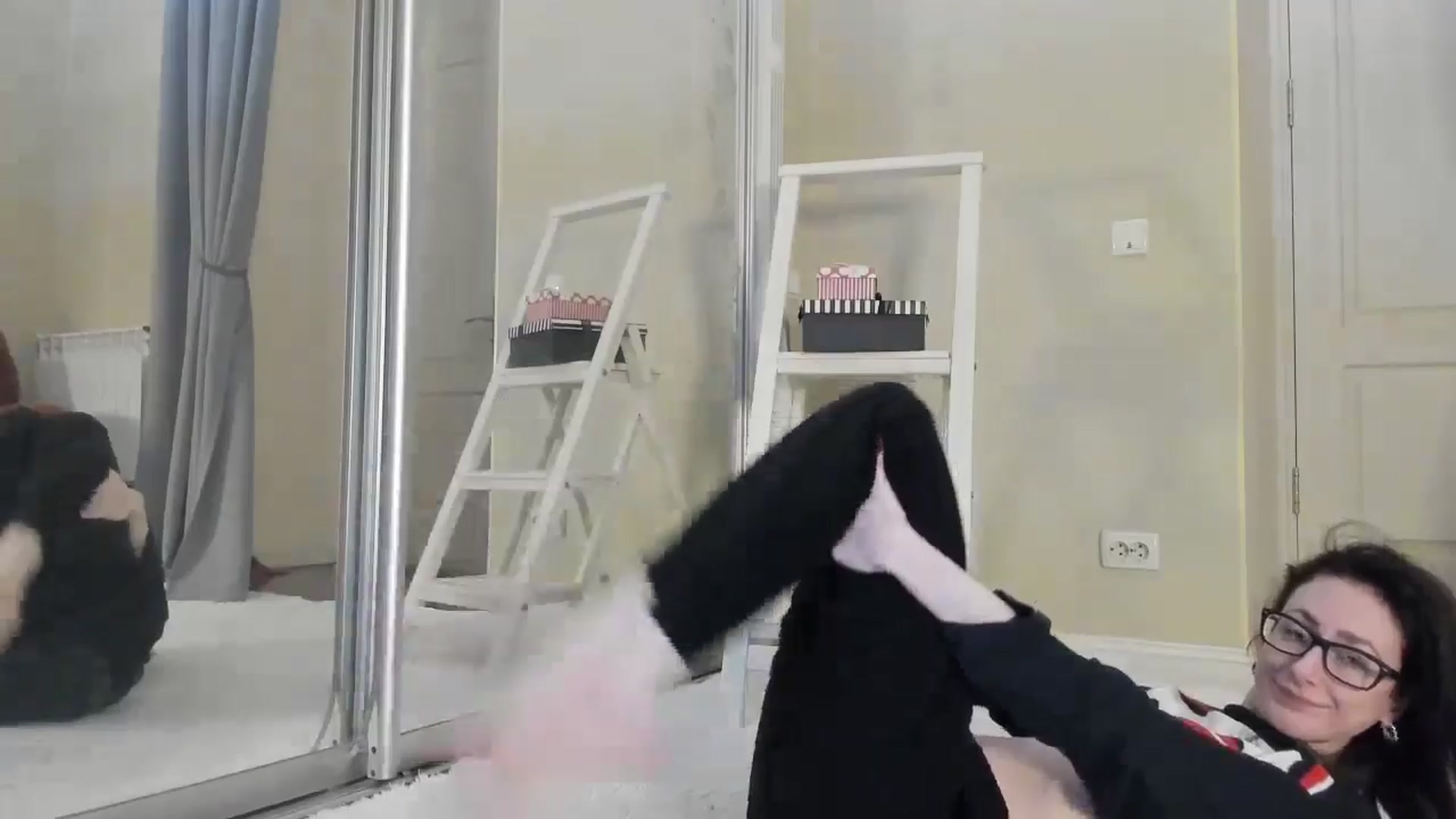 Gallery image thumbnail from Baby_Jewel's myfreecams stream on, 11/20/2024, 13:39 image 11 of 20