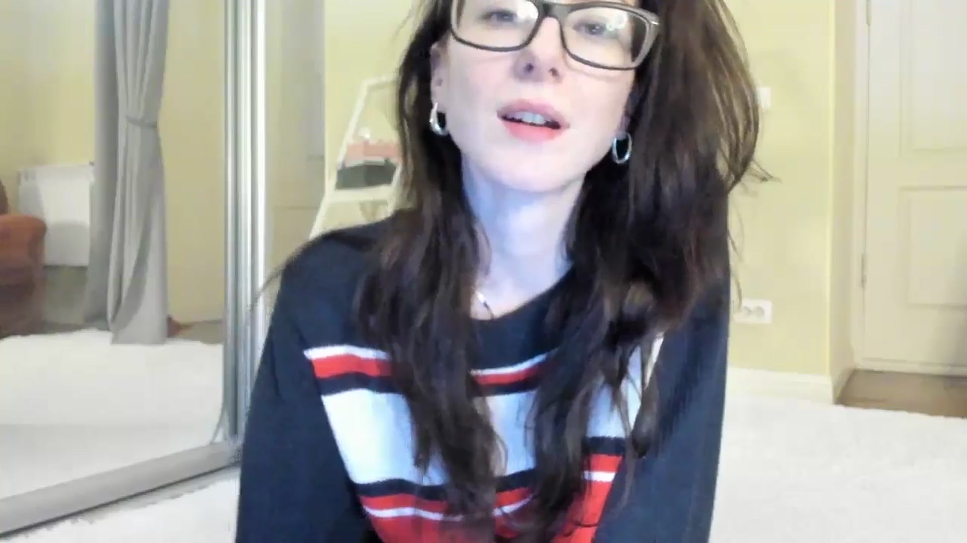 Gallery image thumbnail from Baby_Jewel's myfreecams stream on, 11/20/2024, 13:39 image 6 of 20