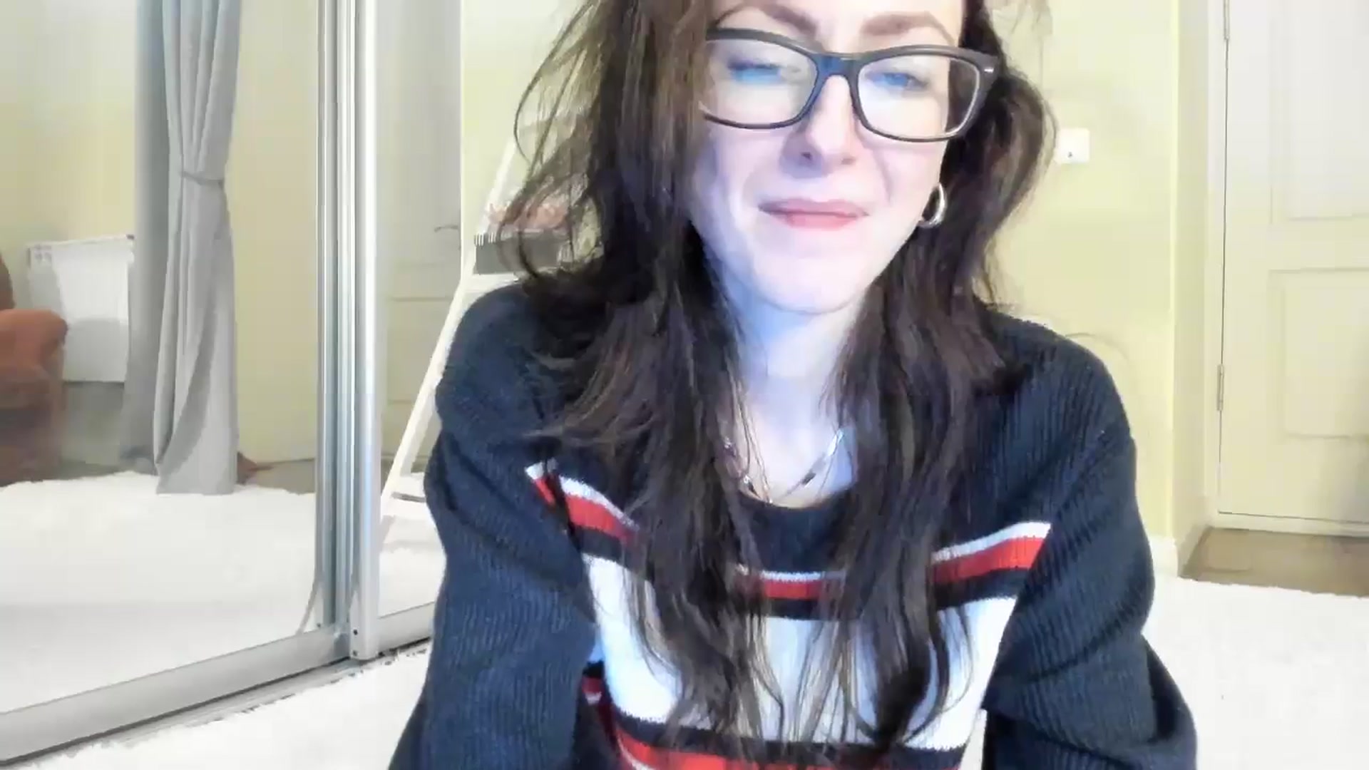 Gallery image thumbnail from Baby_Jewel's myfreecams stream on, 11/20/2024, 13:39 image 14 of 20