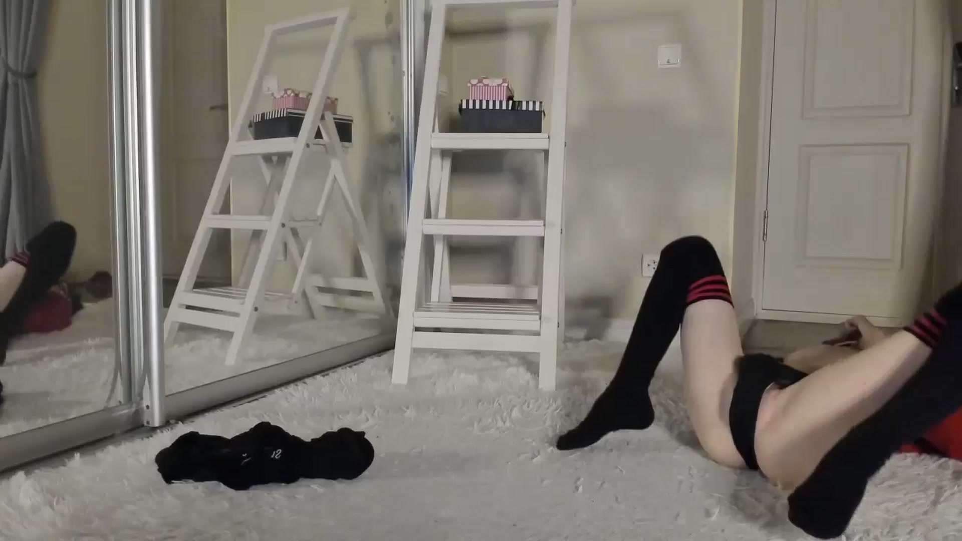 Gallery image thumbnail from Baby_Jewel's myfreecams stream on, 11/21/2024, 11:45 image 18 of 20