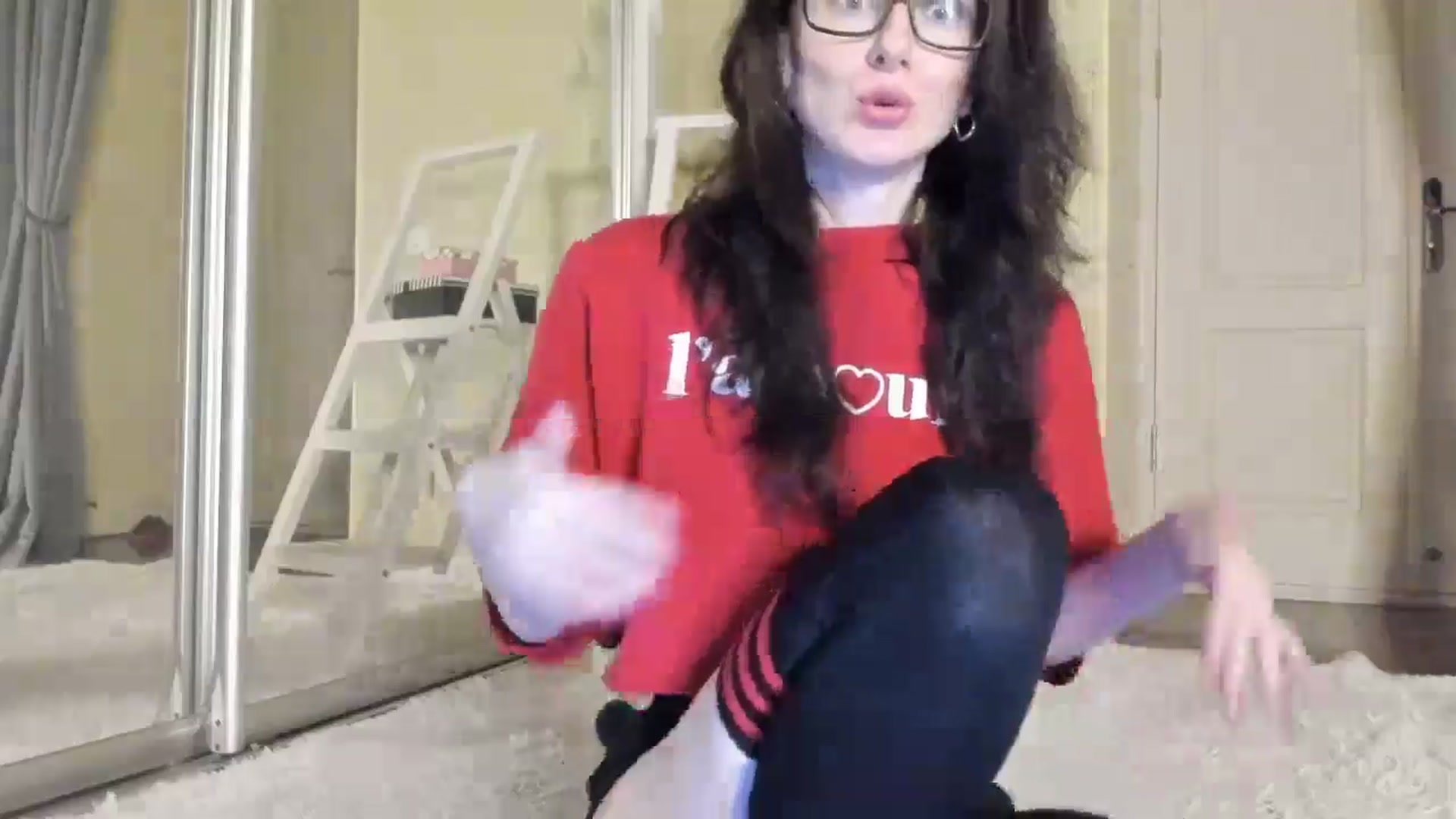 Gallery image thumbnail from Baby_Jewel's myfreecams stream on, 11/21/2024, 11:45 image 14 of 20