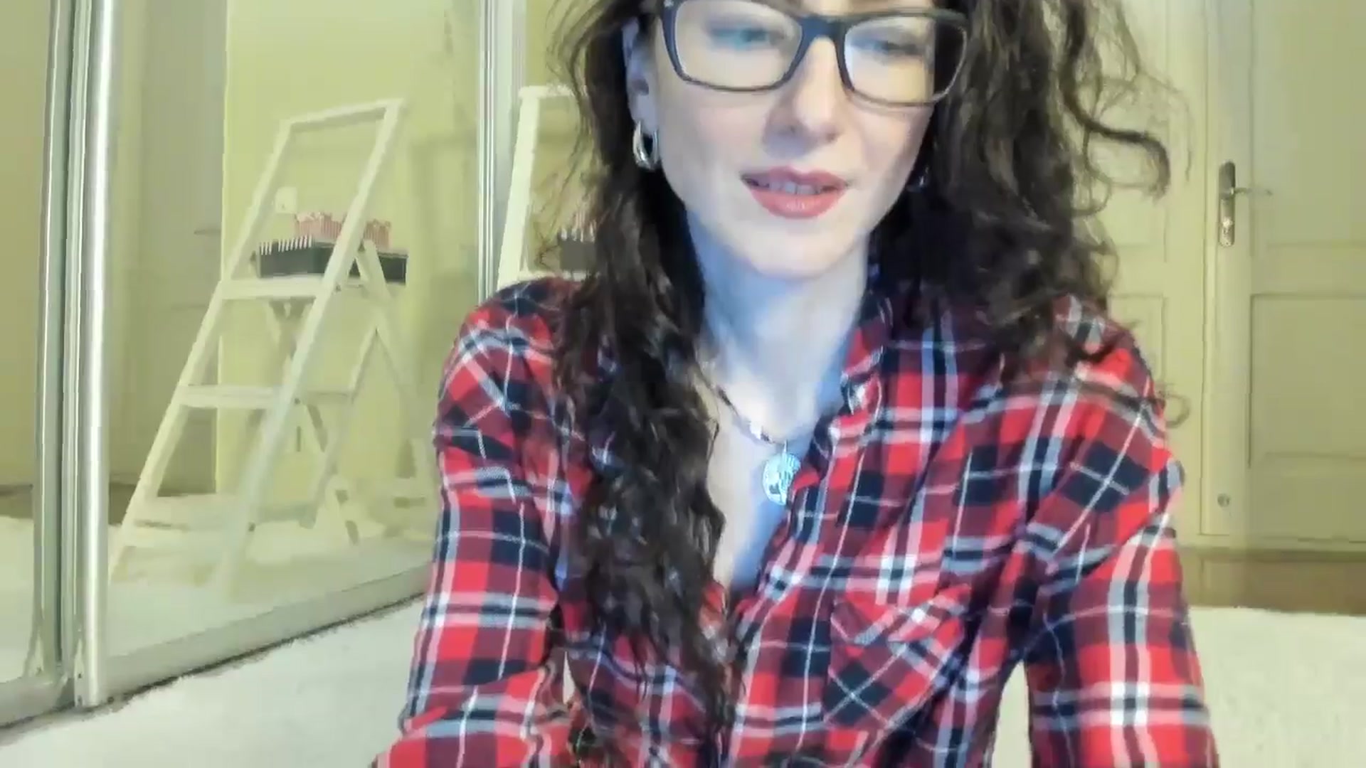 Gallery image thumbnail from Baby_Jewel's myfreecams stream on, 11/22/2024, 09:26 image 4 of 20