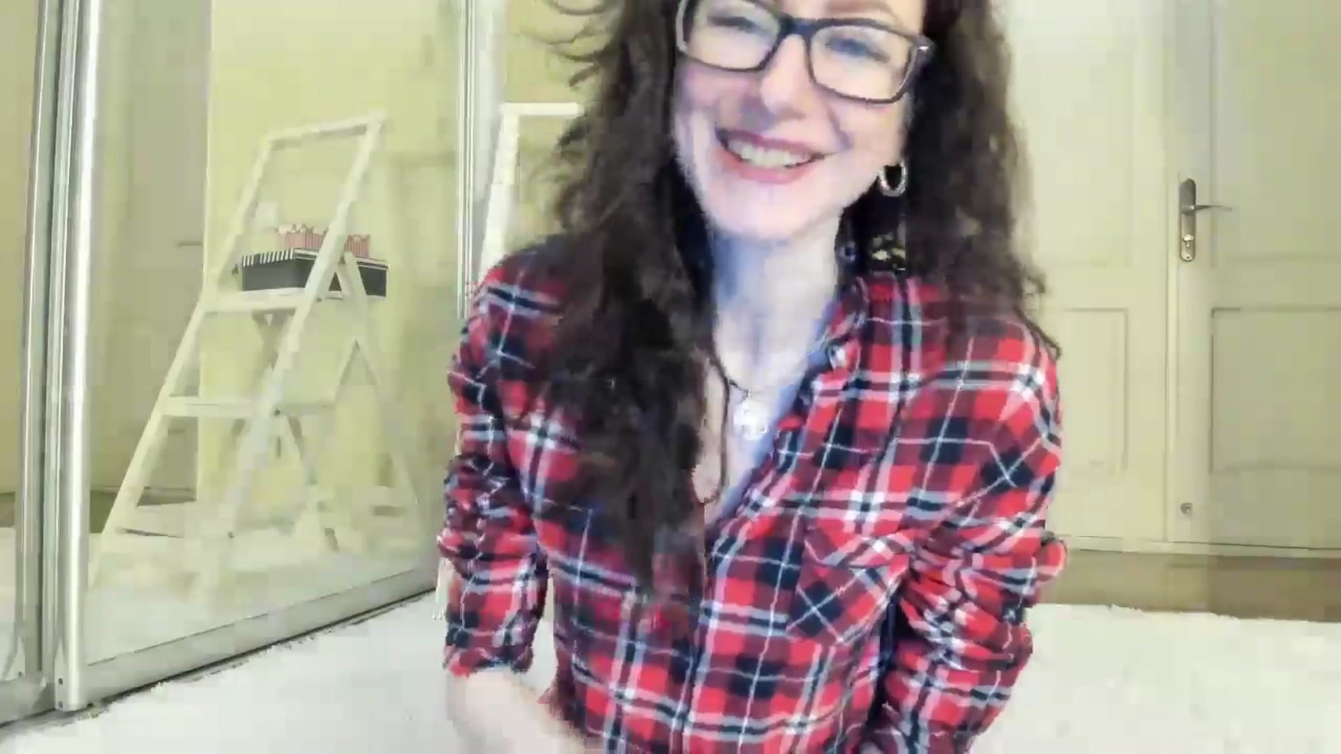 Gallery image thumbnail from Baby_Jewel's myfreecams stream on, 11/22/2024, 09:26 image 9 of 20