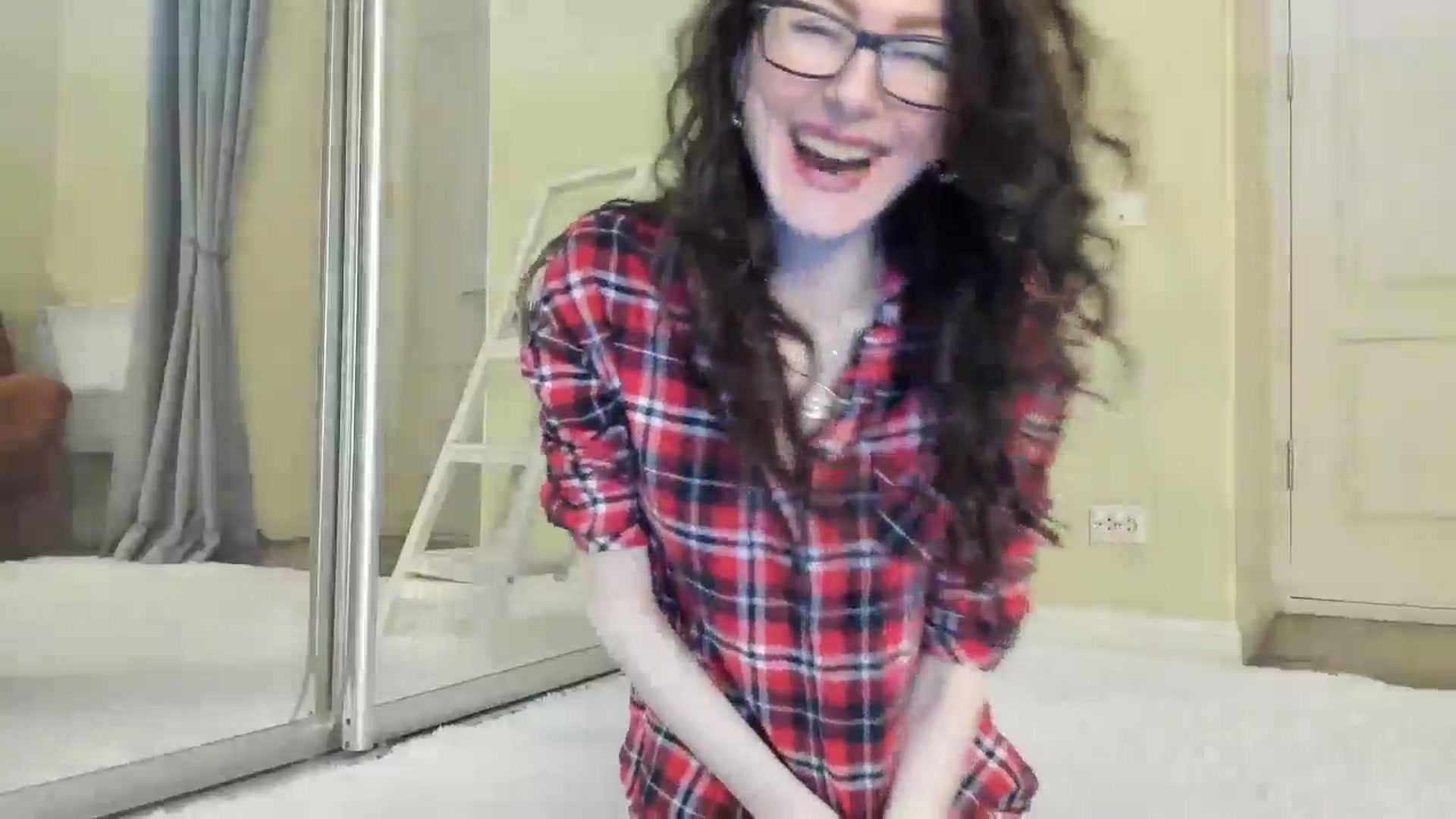 Gallery image thumbnail from Baby_Jewel's myfreecams stream on, 11/22/2024, 09:26 image 16 of 20