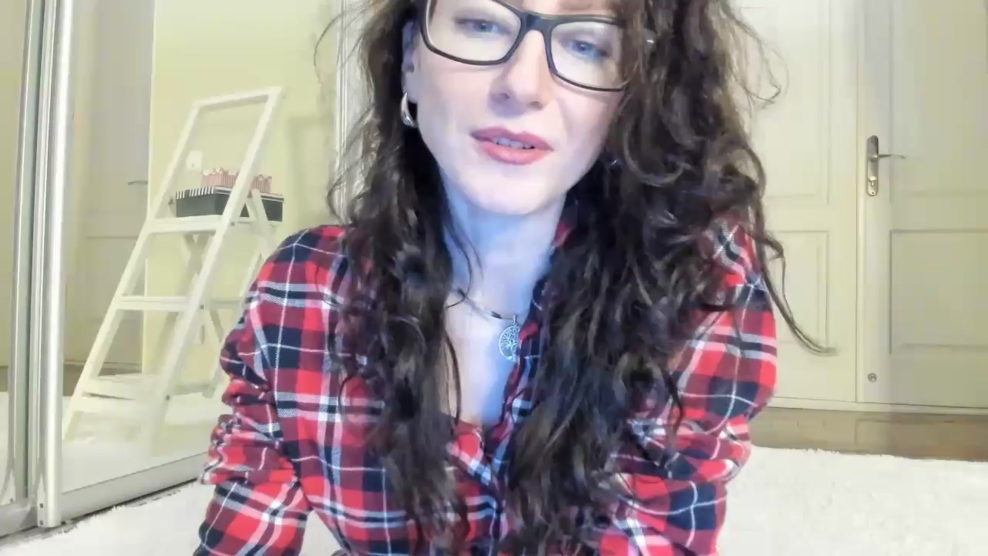 Gallery image thumbnail from Baby_Jewel's myfreecams stream on, 11/22/2024, 09:26 image 12 of 20