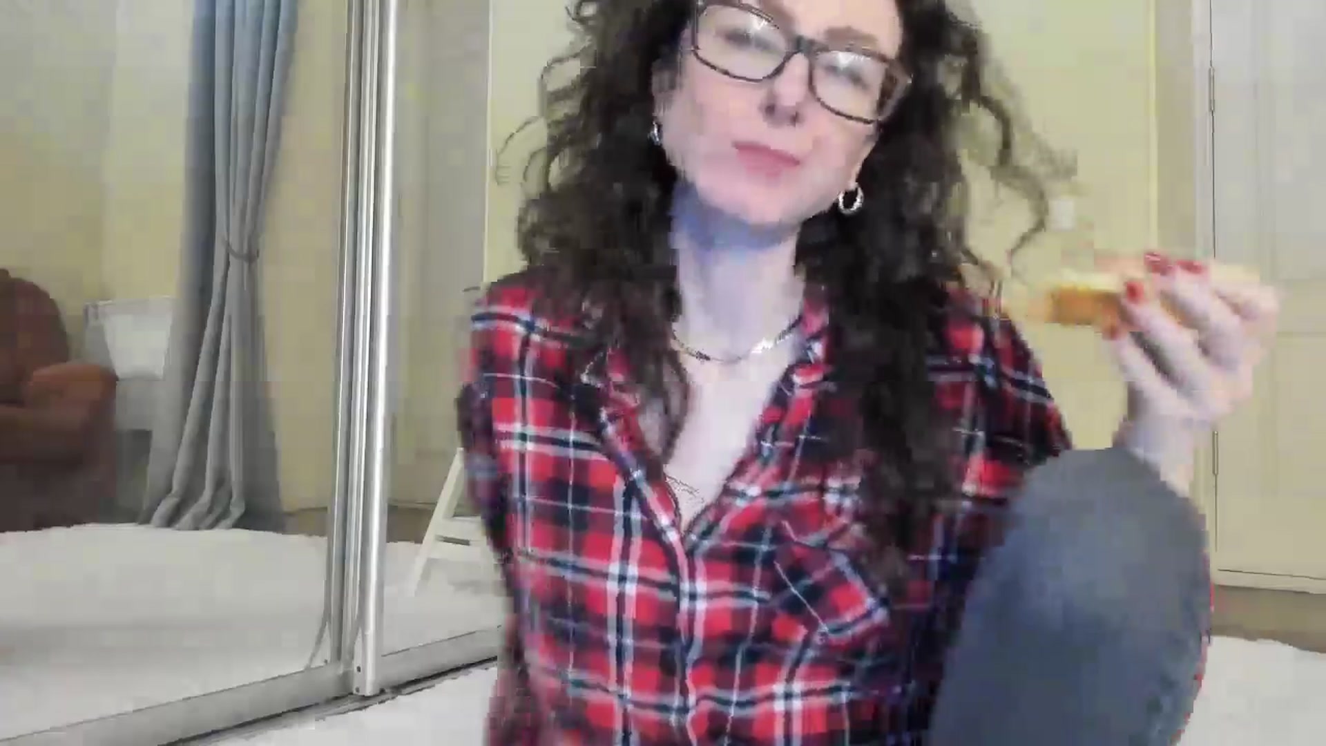 Gallery image thumbnail from Baby_Jewel's myfreecams stream on, 11/22/2024, 11:49 image 5 of 20