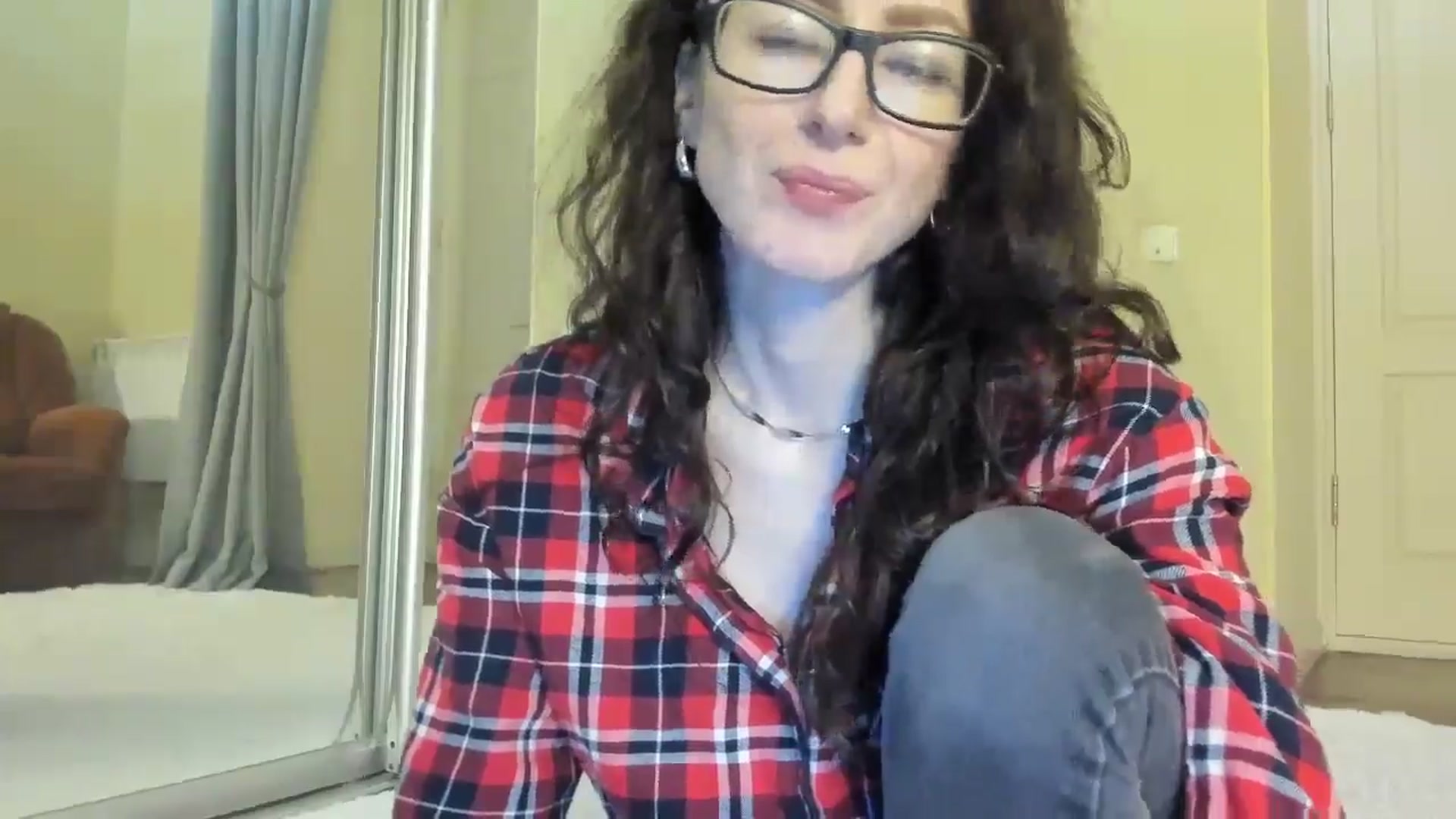 Gallery image thumbnail from Baby_Jewel's myfreecams stream on, 11/22/2024, 11:49 image 17 of 20