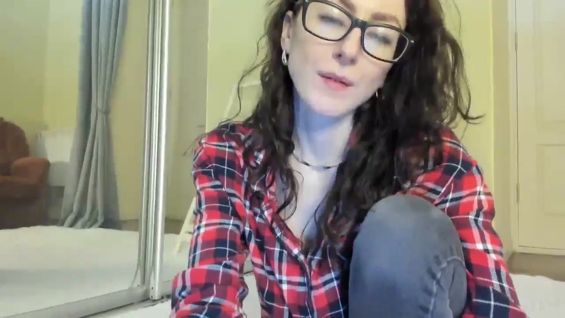 Gallery image thumbnail from Baby_Jewel's myfreecams stream on, 11/22/2024, 11:49 image 14 of 20