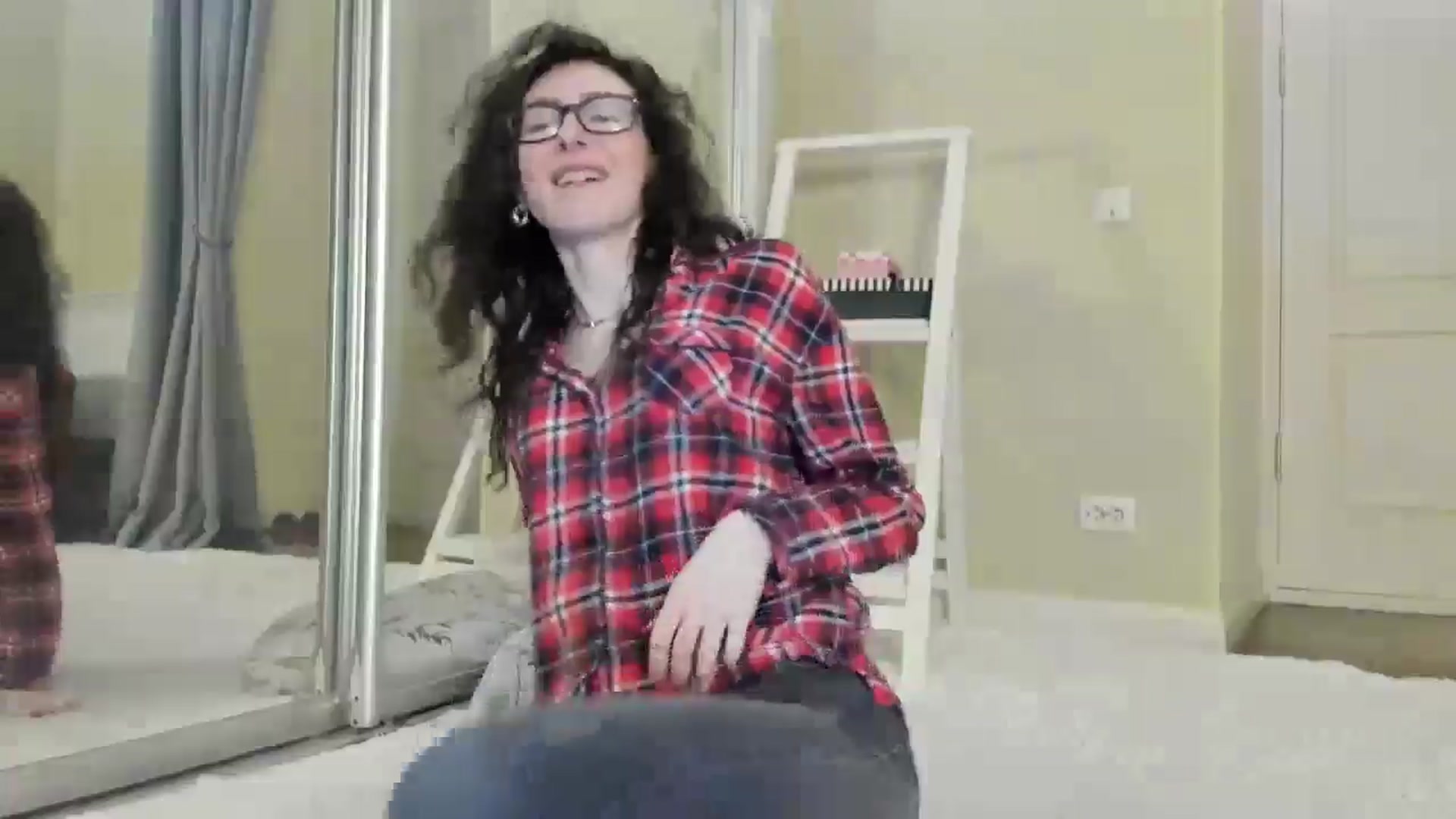 Gallery image thumbnail from Baby_Jewel's myfreecams stream on, 11/22/2024, 13:52 image 12 of 20