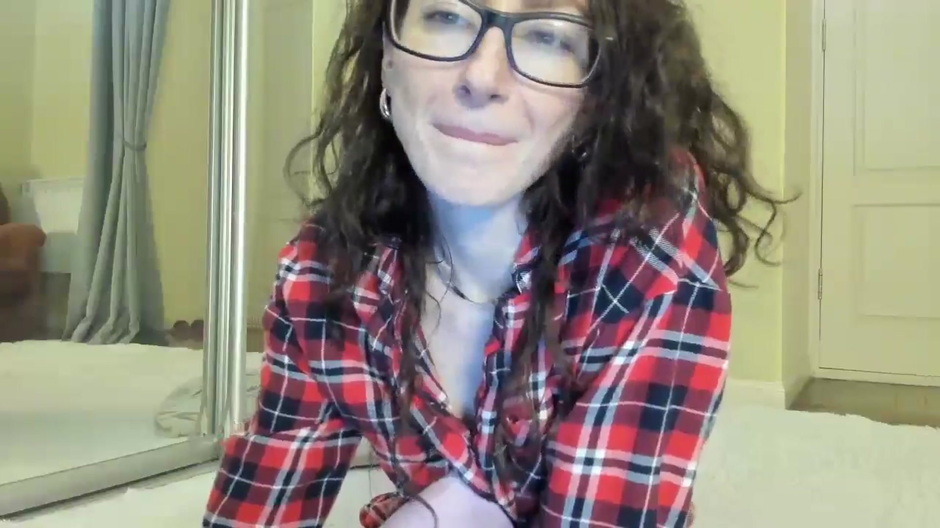 Gallery image thumbnail from Baby_Jewel's myfreecams stream on, 11/22/2024, 13:52 image 9 of 20