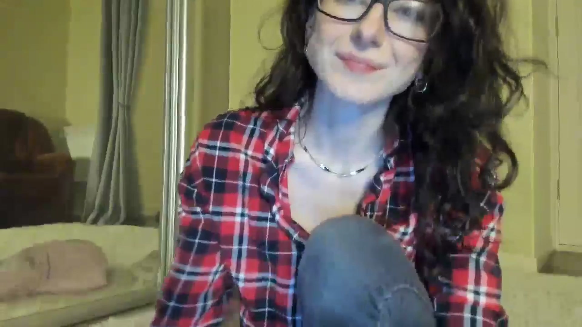 Gallery image thumbnail from Baby_Jewel's myfreecams stream on, 11/22/2024, 14:35 image 14 of 20