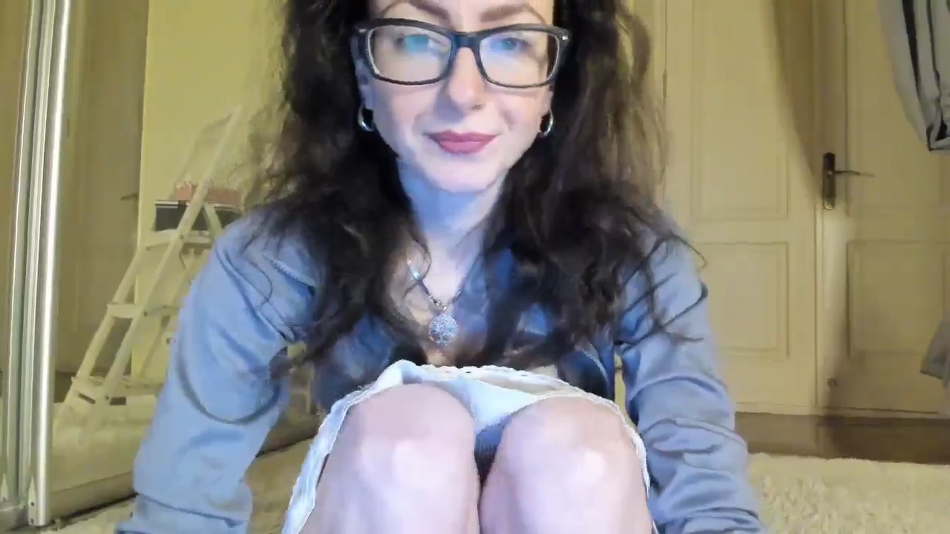 Gallery image thumbnail from Baby_Jewel's myfreecams stream on, 11/23/2024, 09:35 image 13 of 20