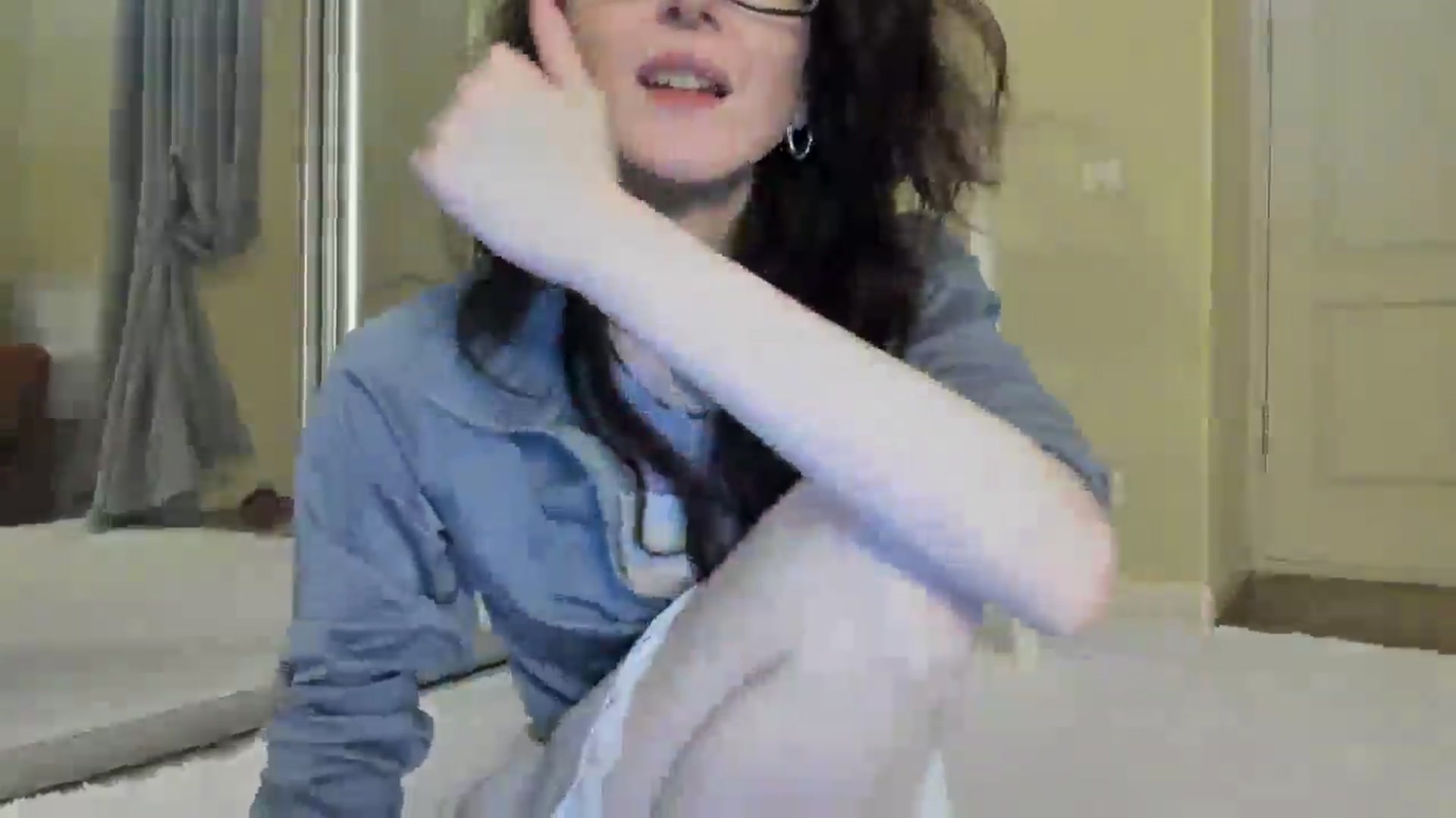 Gallery image thumbnail from Baby_Jewel's myfreecams stream on, 11/23/2024, 12:30 image 5 of 20