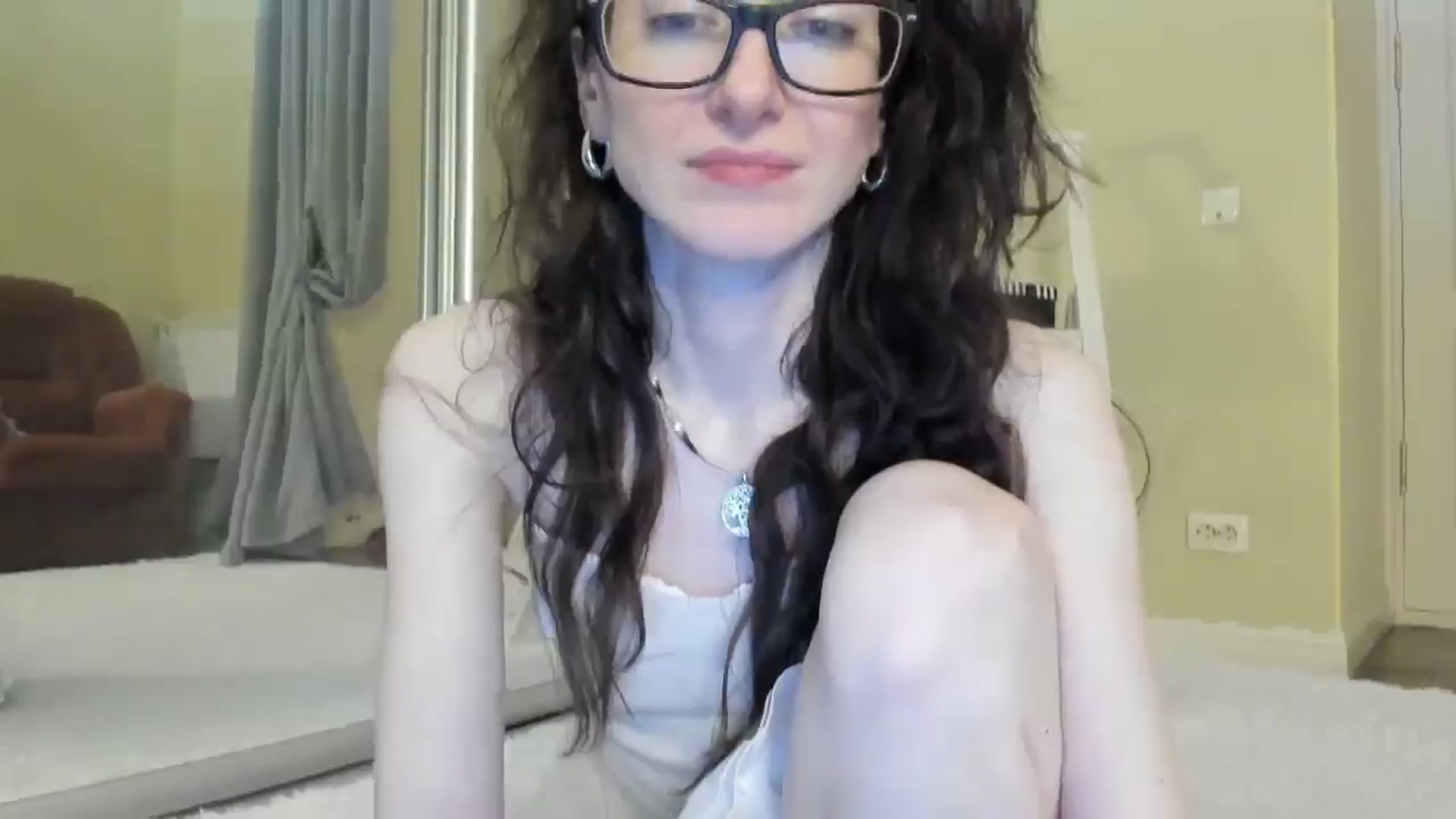 Gallery image thumbnail from Baby_Jewel's myfreecams stream on, 11/23/2024, 13:12 image 4 of 20