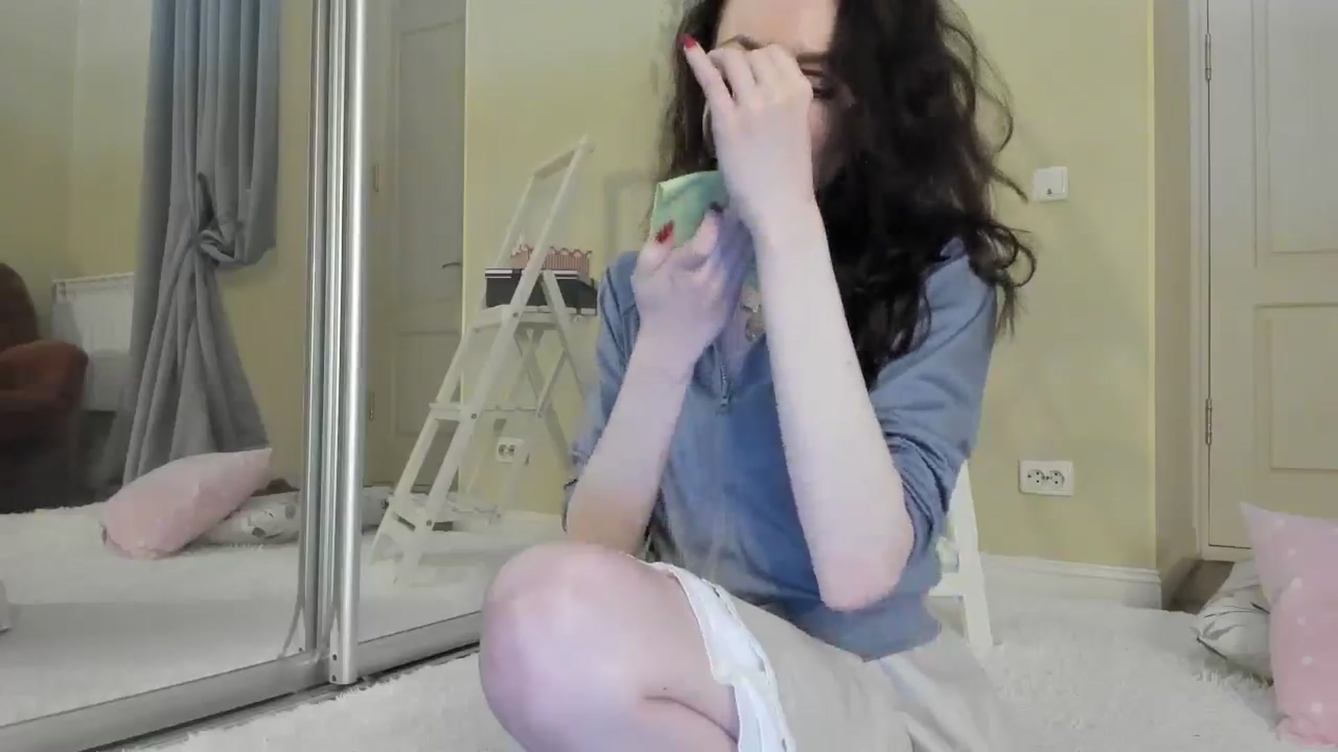 Gallery image thumbnail from Baby_Jewel's myfreecams stream on, 11/23/2024, 15:22 image 7 of 20