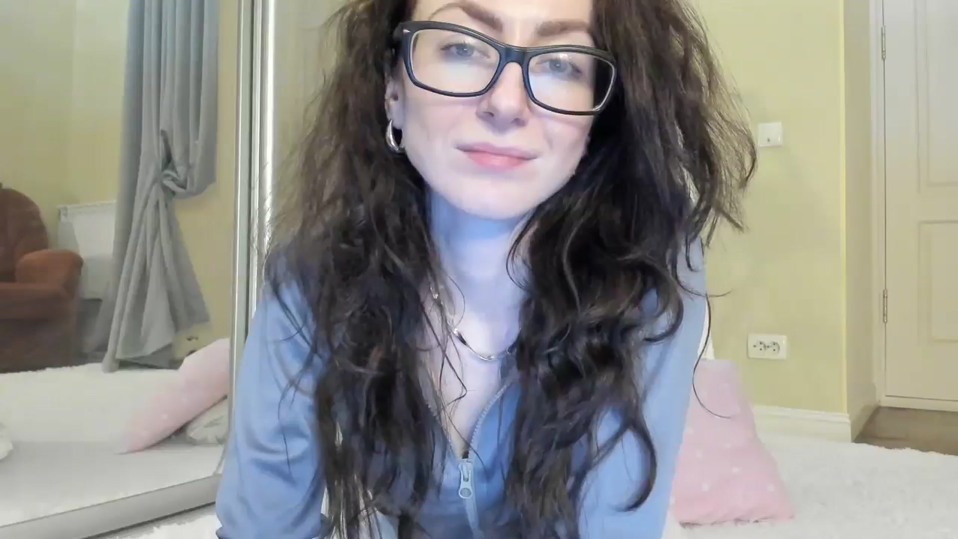 Gallery image thumbnail from Baby_Jewel's myfreecams stream on, 11/23/2024, 15:22 image 1 of 20