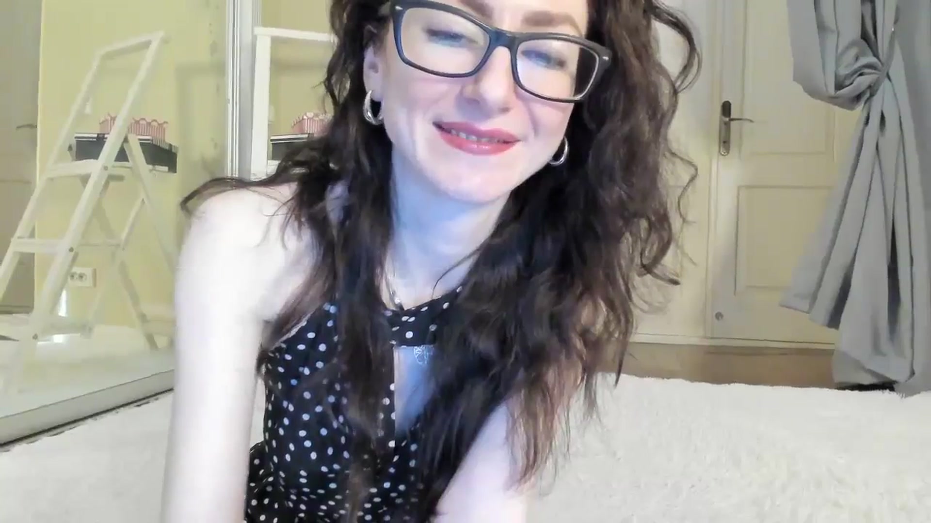 Gallery image thumbnail from Baby_Jewel's myfreecams stream on, 11/24/2024, 10:17 image 10 of 20