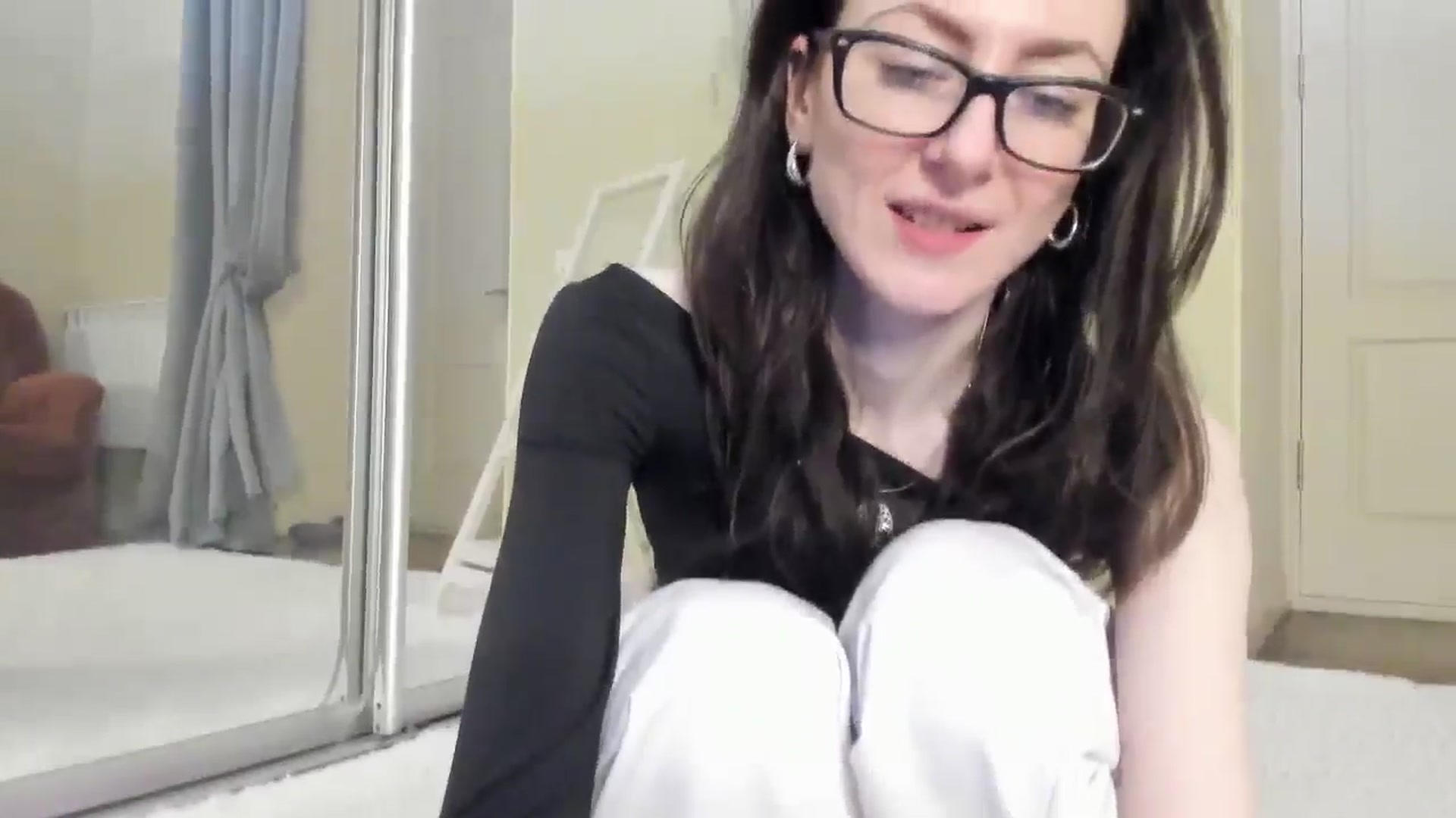 Gallery image thumbnail from Baby_Jewel's myfreecams stream on, 11/26/2024, 12:37 image 18 of 20