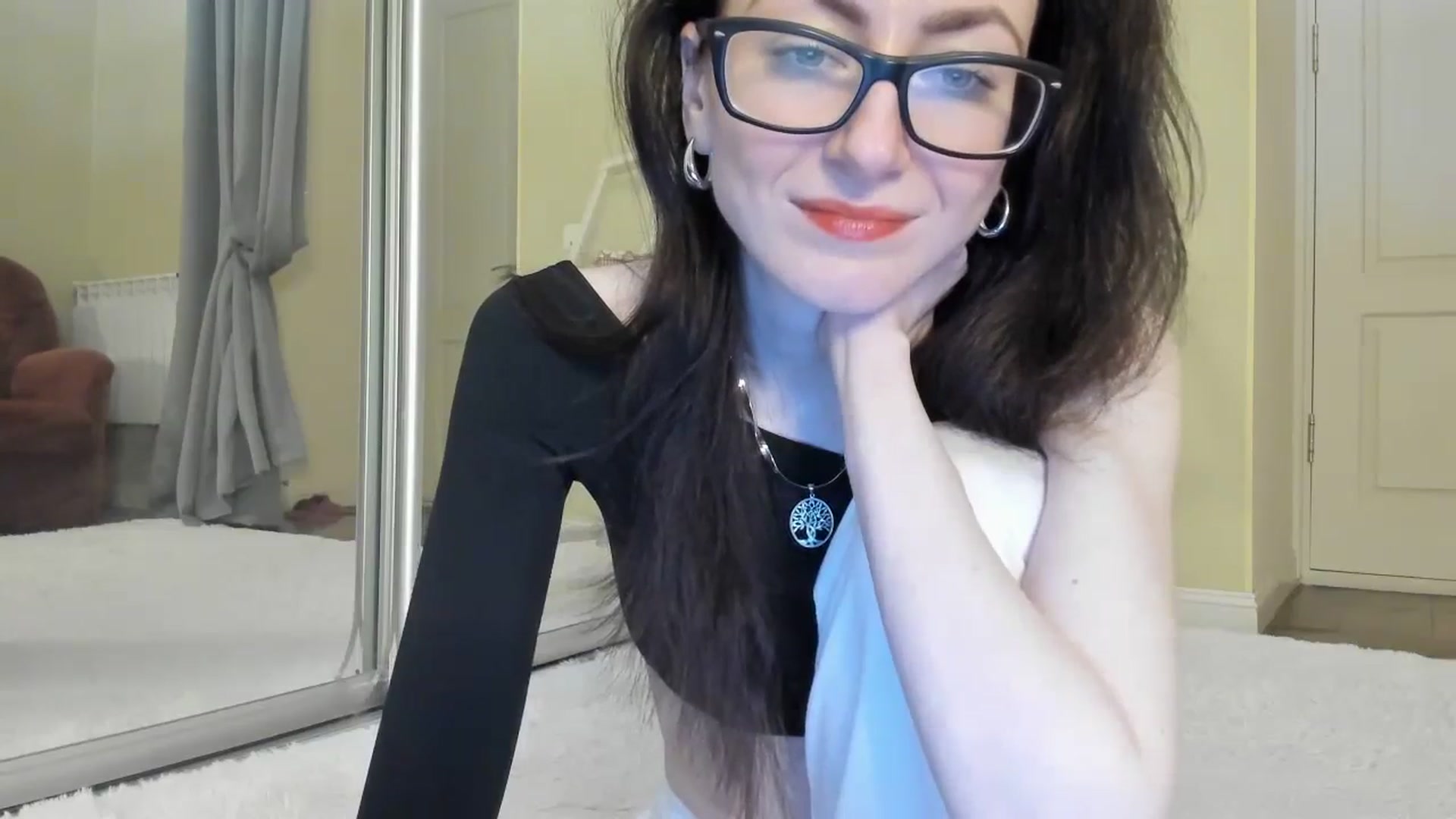 Gallery image thumbnail from Baby_Jewel's myfreecams stream on, 11/26/2024, 13:24 image 4 of 20