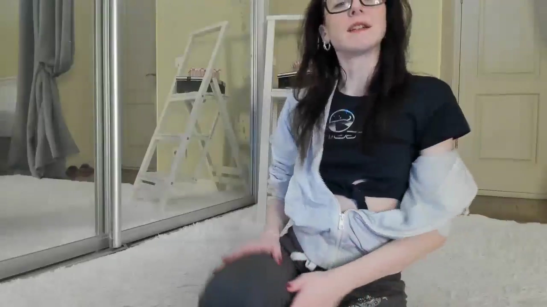 Gallery image thumbnail from Baby_Jewel's myfreecams stream on, 11/27/2024, 09:49 image 19 of 20
