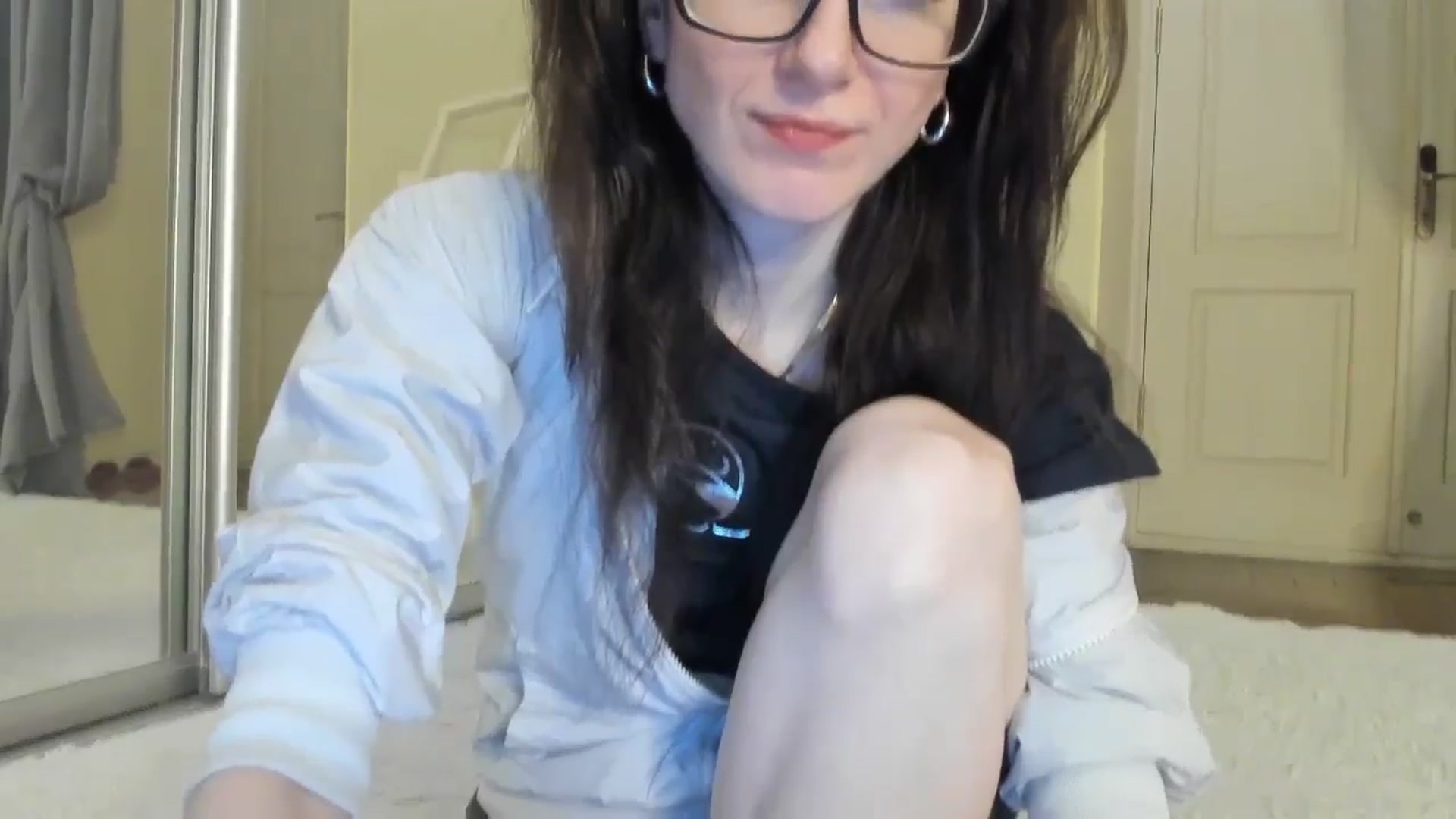 Gallery image thumbnail from Baby_Jewel's myfreecams stream on, 11/27/2024, 09:49 image 12 of 20