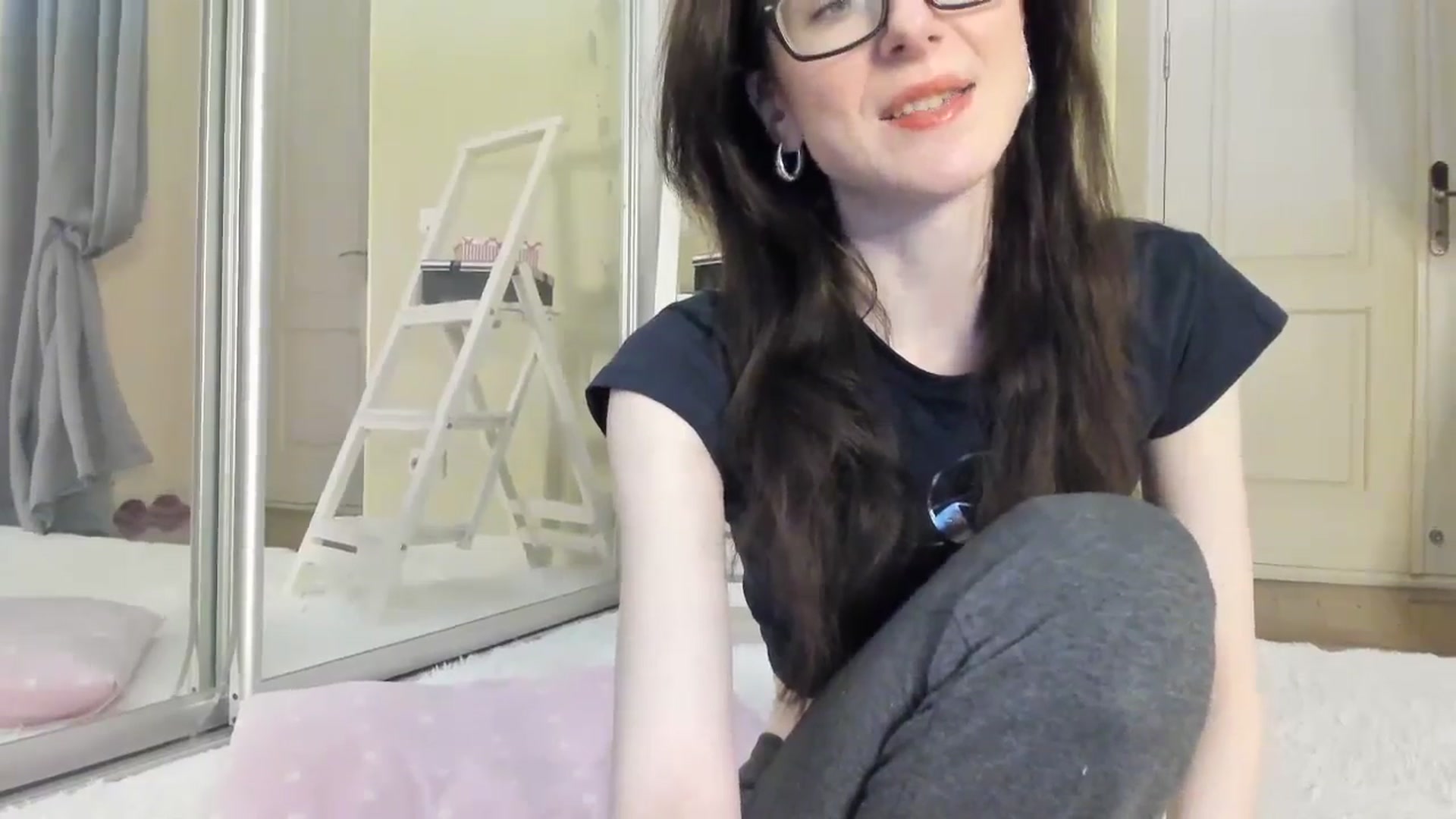 Gallery image thumbnail from Baby_Jewel's myfreecams stream on, 11/27/2024, 10:50 image 20 of 20