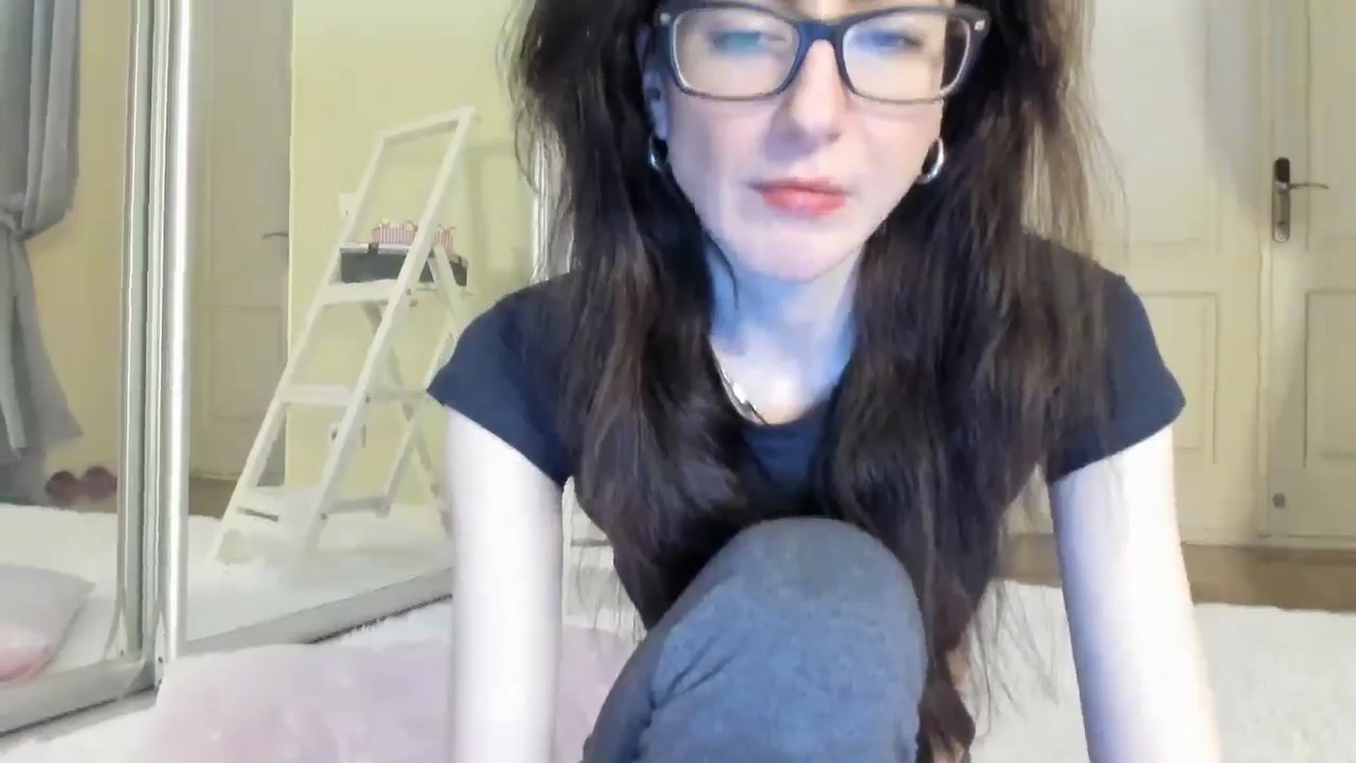 Gallery image thumbnail from Baby_Jewel's myfreecams stream on, 11/27/2024, 10:50 image 15 of 20