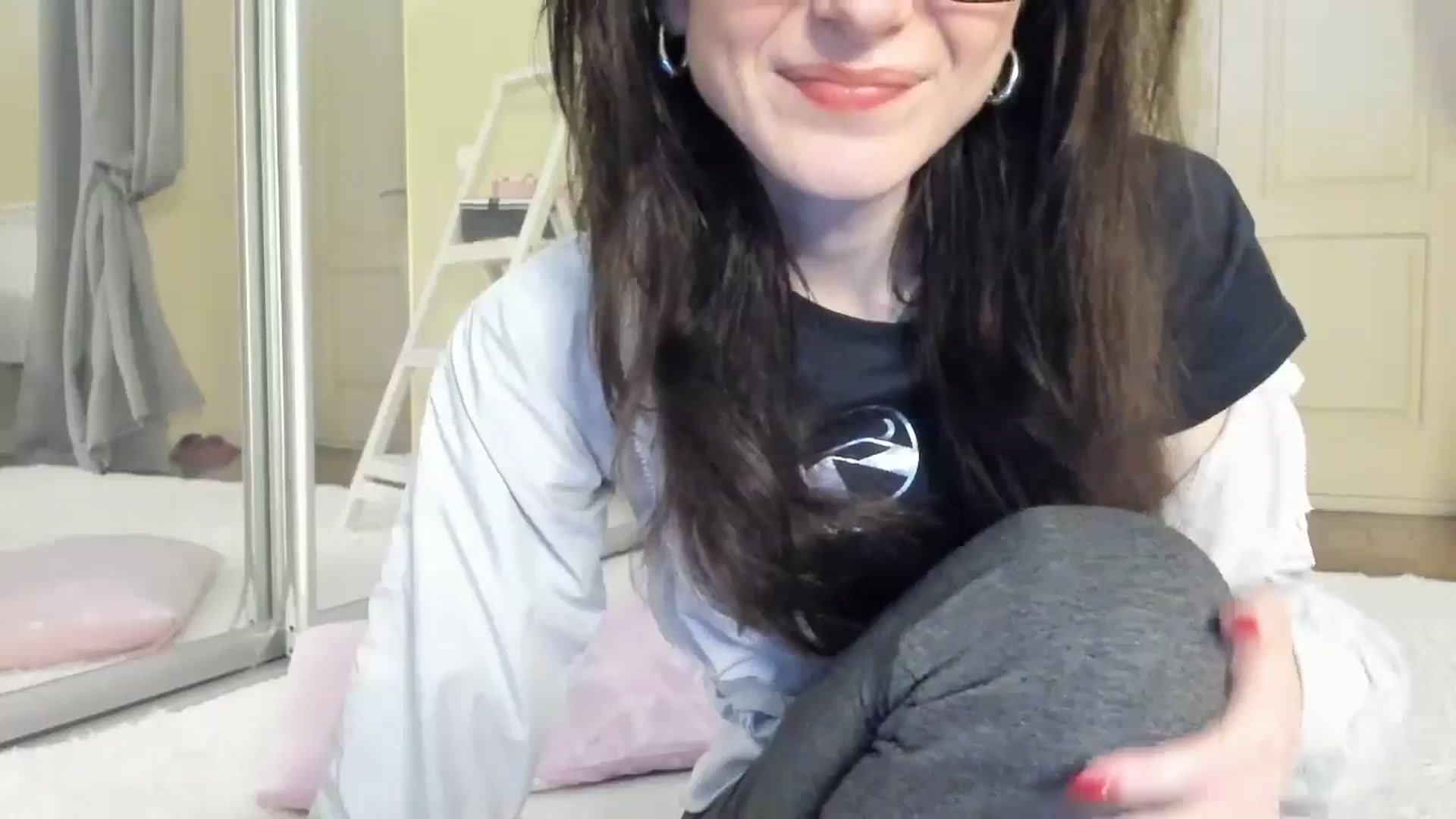 Gallery image thumbnail from Baby_Jewel's myfreecams stream on, 11/27/2024, 12:03 image 13 of 20
