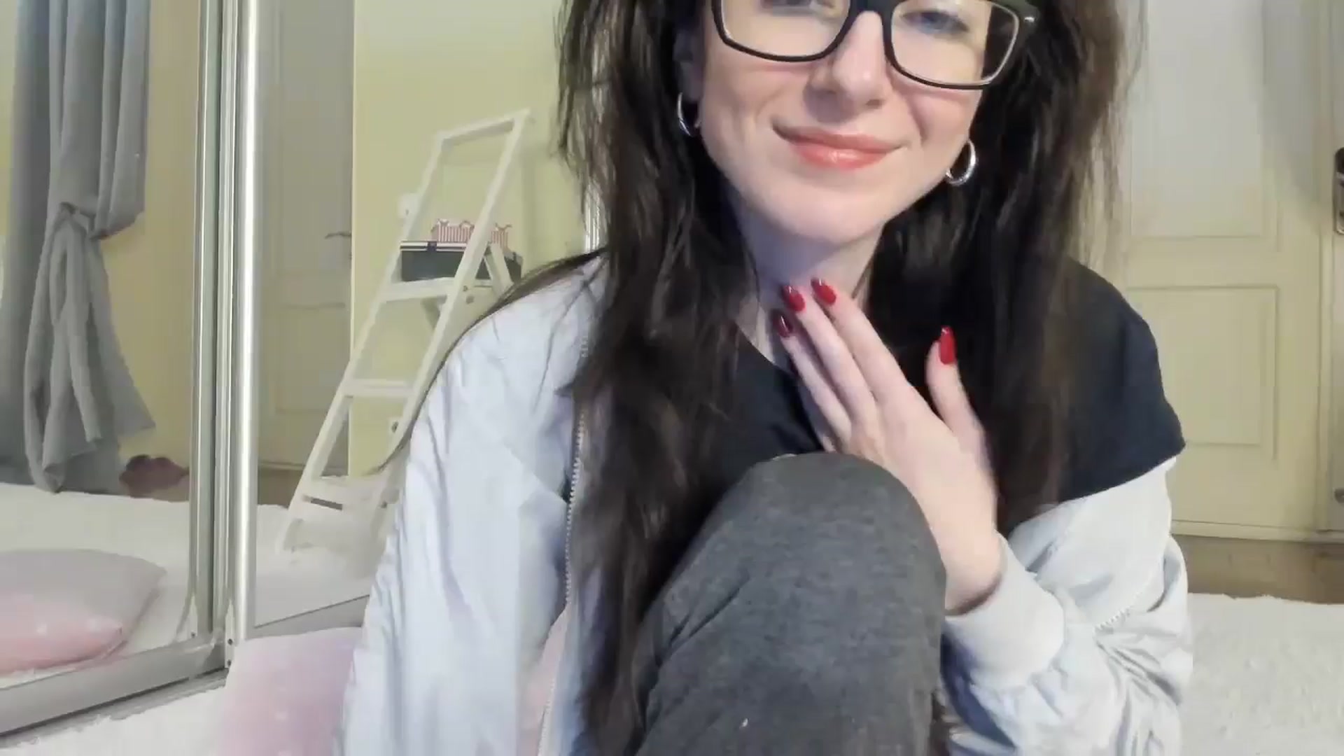 Gallery image thumbnail from Baby_Jewel's myfreecams stream on, 11/27/2024, 12:03 image 5 of 20