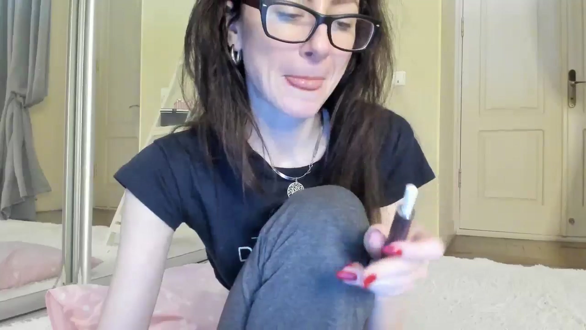 Gallery image thumbnail from Baby_Jewel's myfreecams stream on, 11/27/2024, 15:03 image 6 of 20