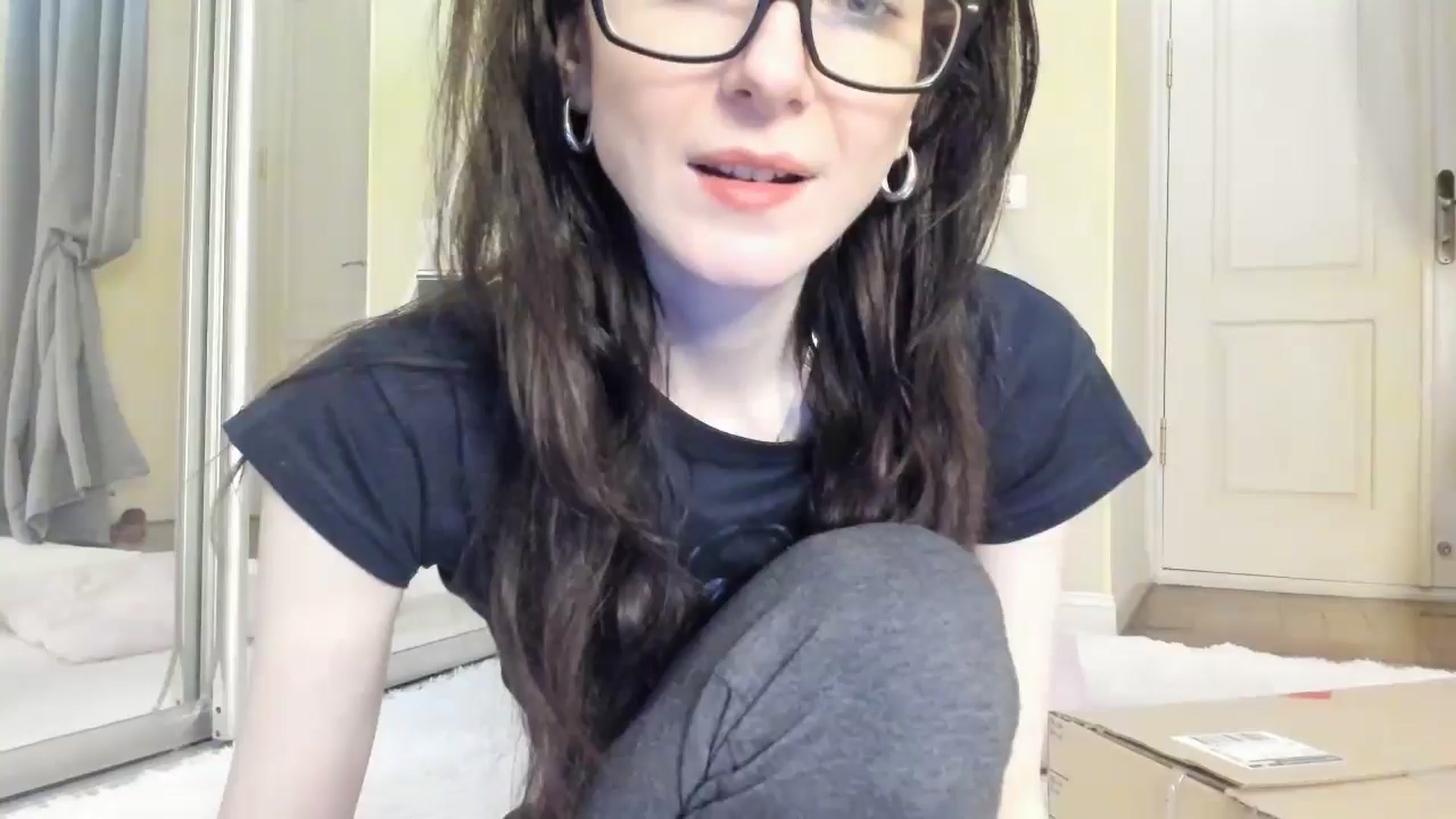 Gallery image thumbnail from Baby_Jewel's myfreecams stream on, 11/27/2024, 15:03 image 11 of 20