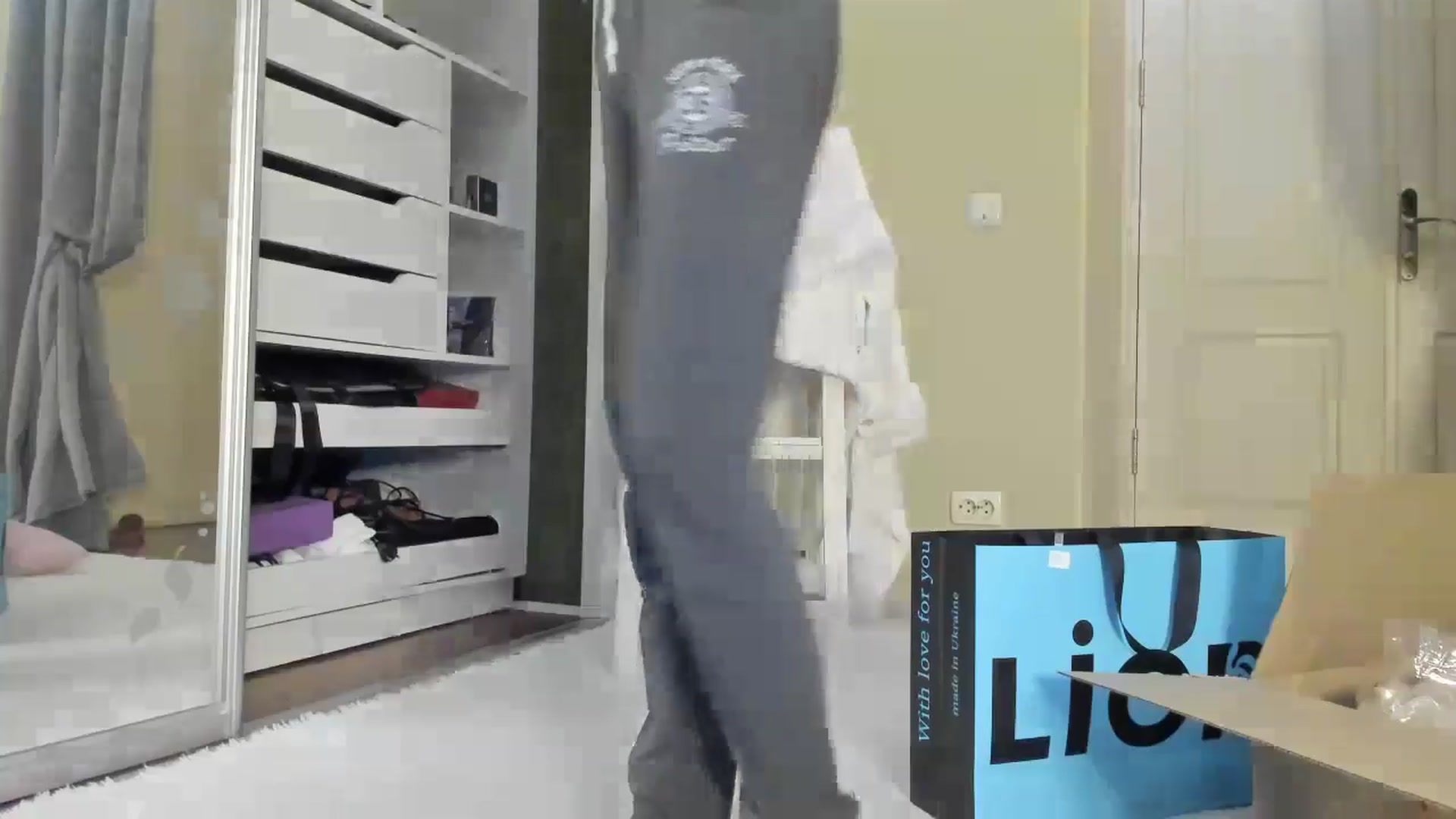 Gallery image thumbnail from Baby_Jewel's myfreecams stream on, 11/27/2024, 15:03 image 17 of 20
