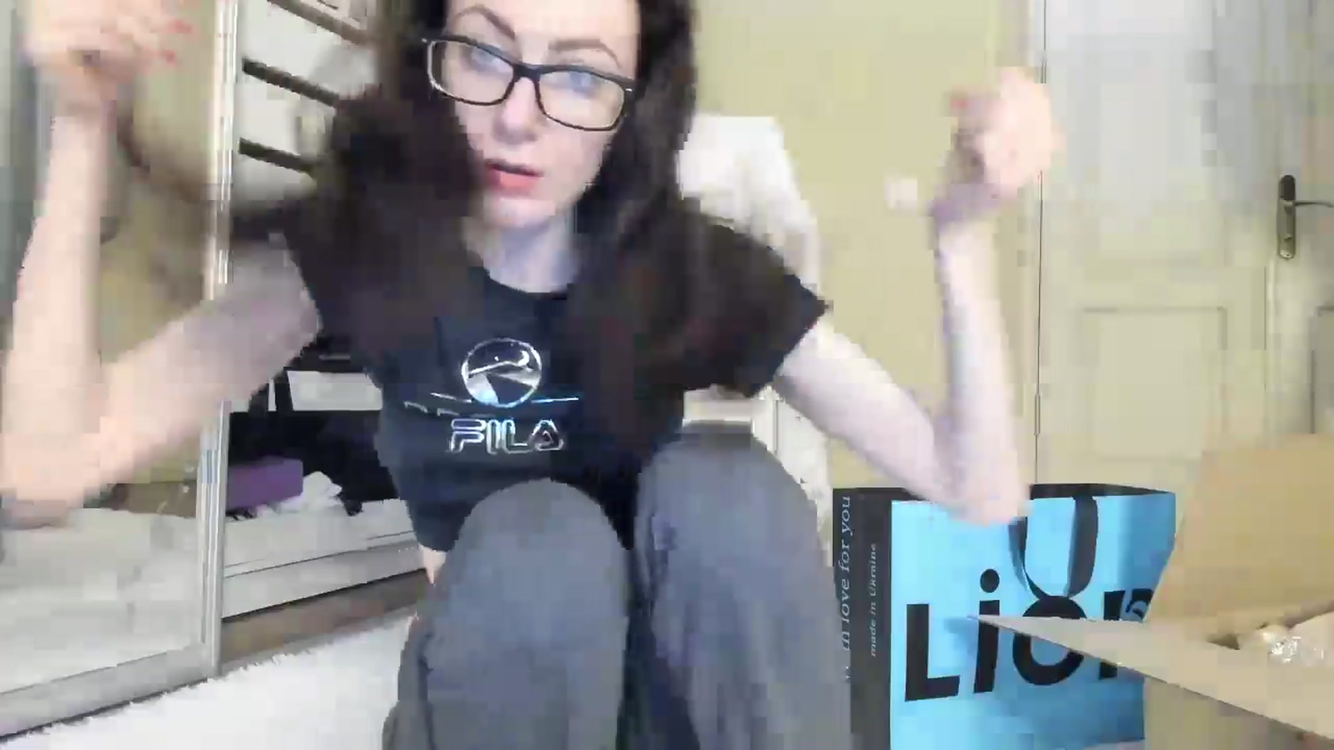 Gallery image thumbnail from Baby_Jewel's myfreecams stream on, 11/27/2024, 15:03 image 16 of 20