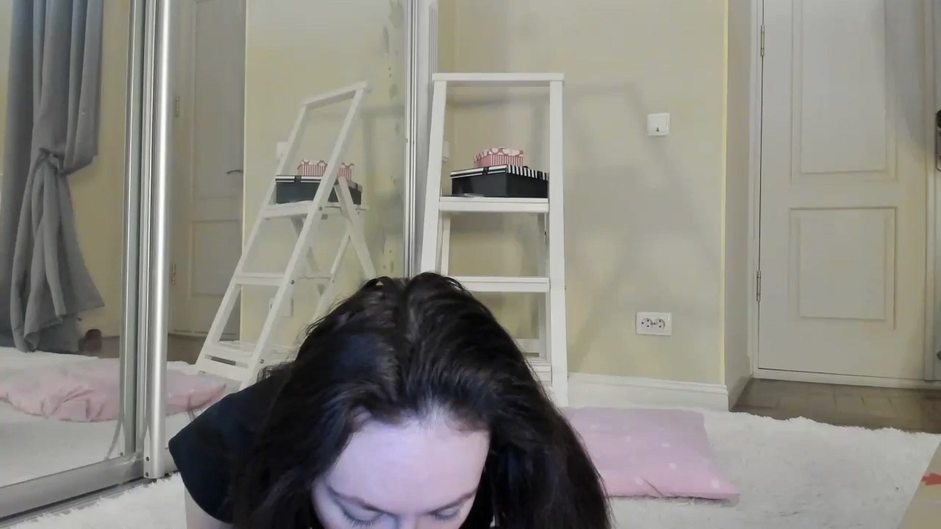 Gallery image thumbnail from Baby_Jewel's myfreecams stream on, 11/27/2024, 15:03 image 12 of 20