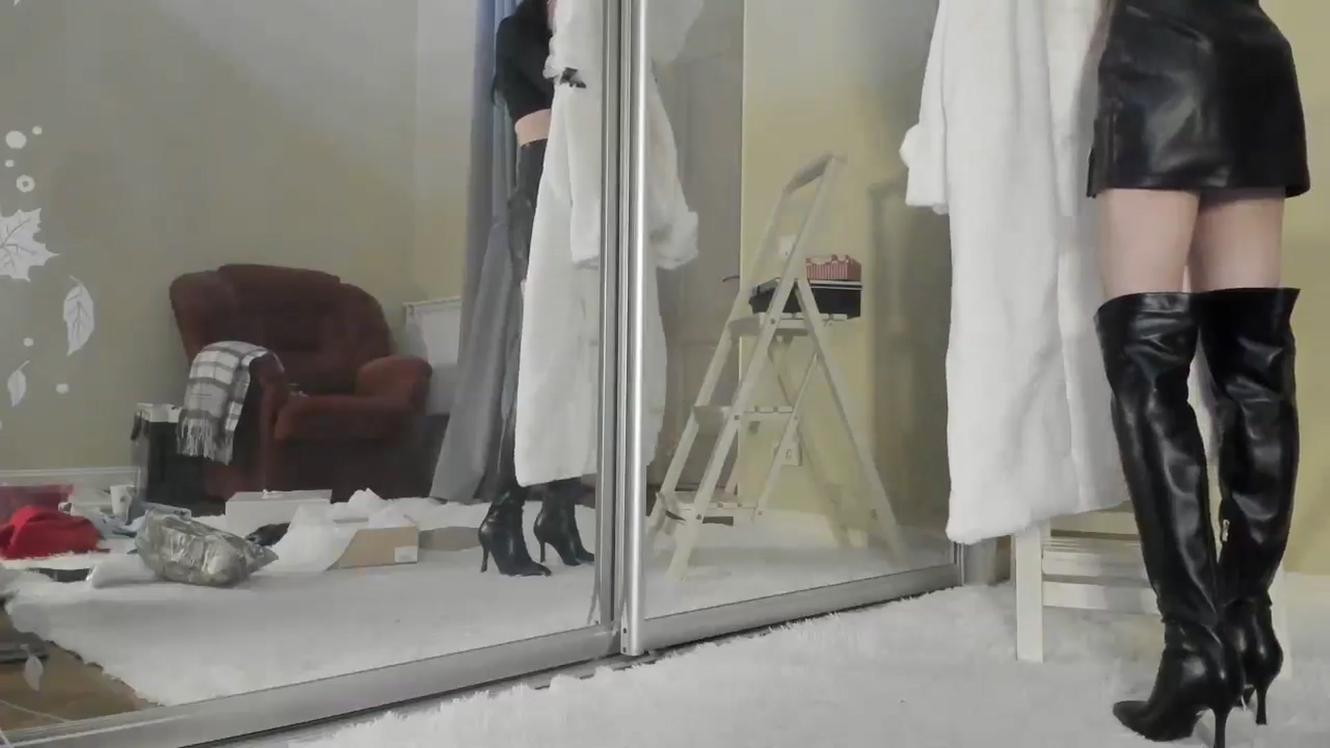 Gallery image thumbnail from Baby_Jewel's myfreecams stream on, 11/29/2024, 10:49 image 18 of 20