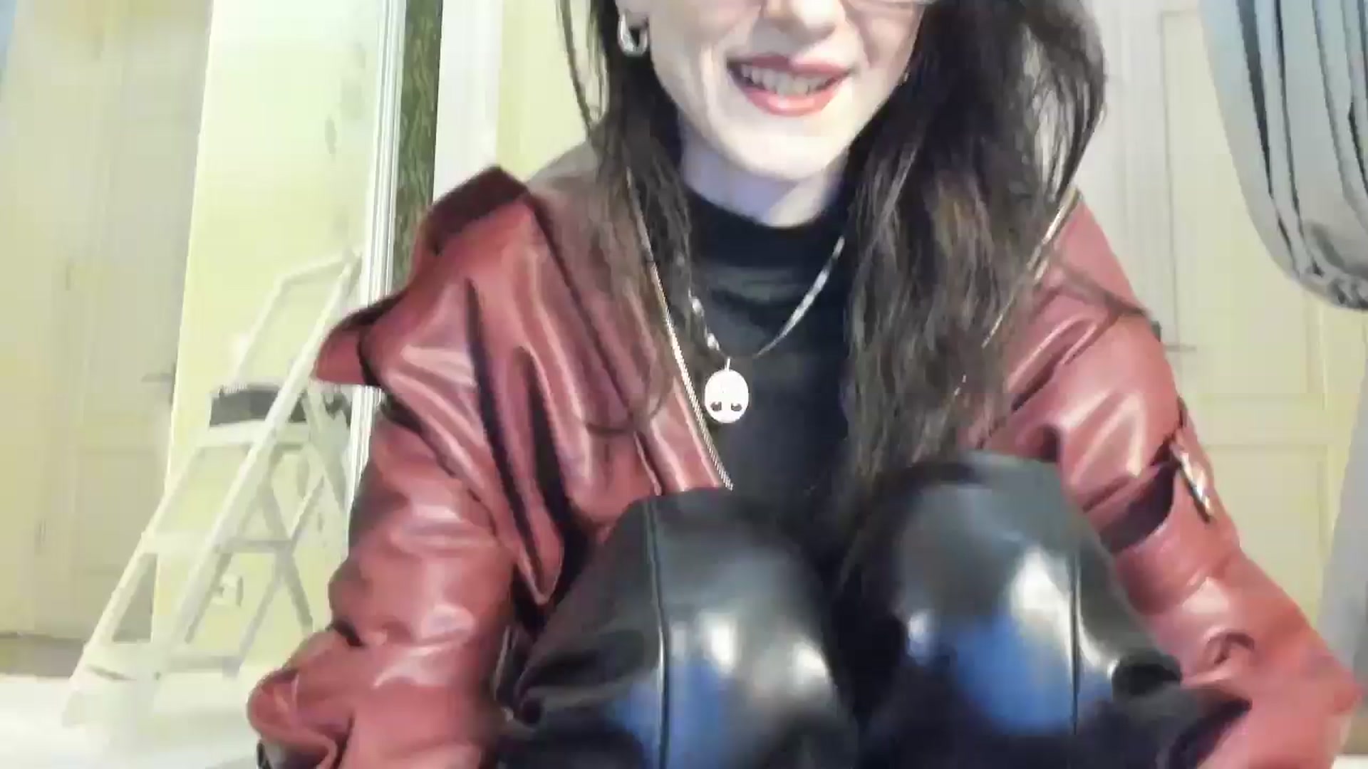 Gallery image thumbnail from Baby_Jewel's myfreecams stream on, 11/29/2024, 10:49 image 14 of 20