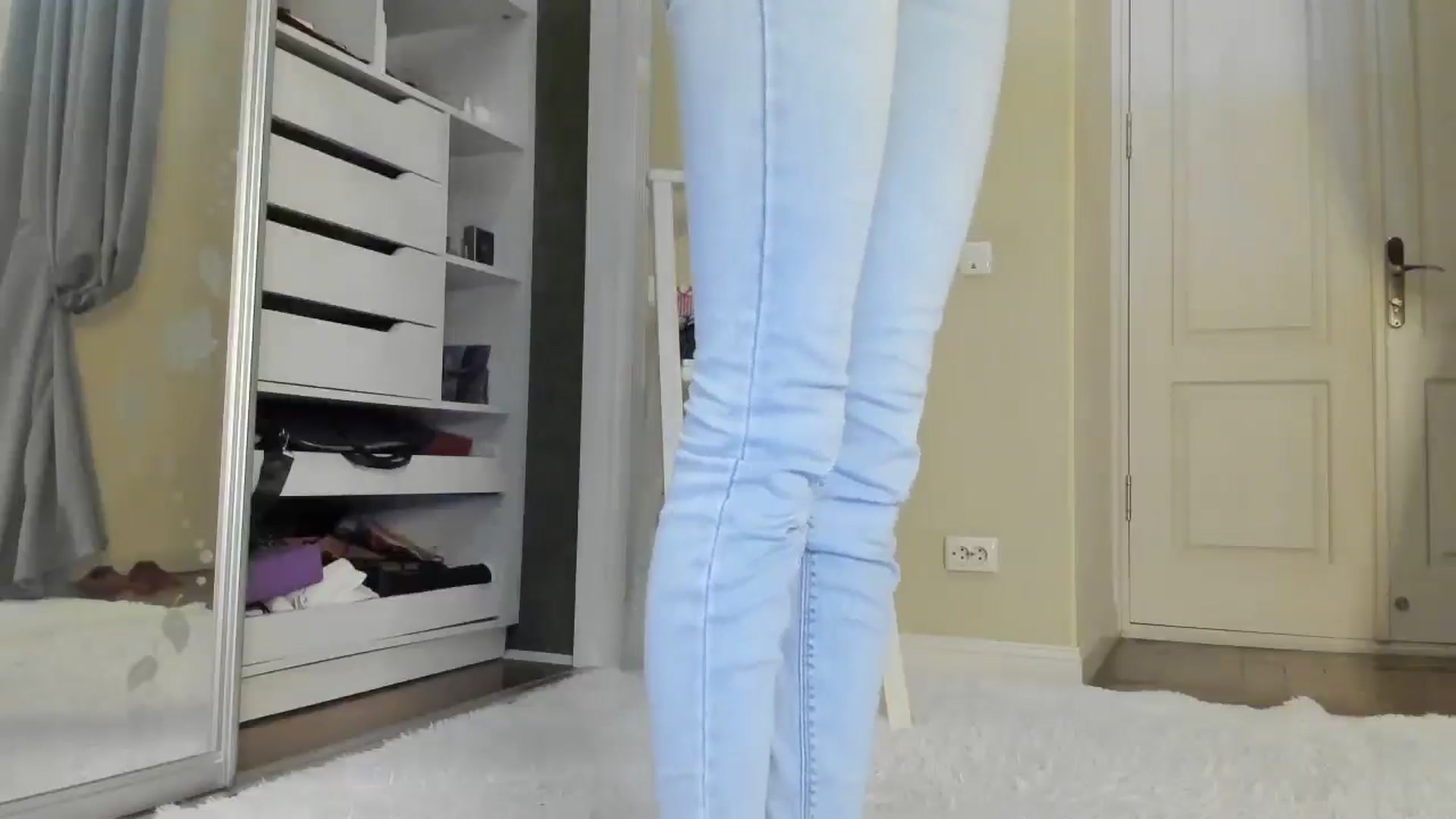 Gallery image thumbnail from Baby_Jewel's myfreecams stream on, 11/29/2024, 12:26 image 9 of 20