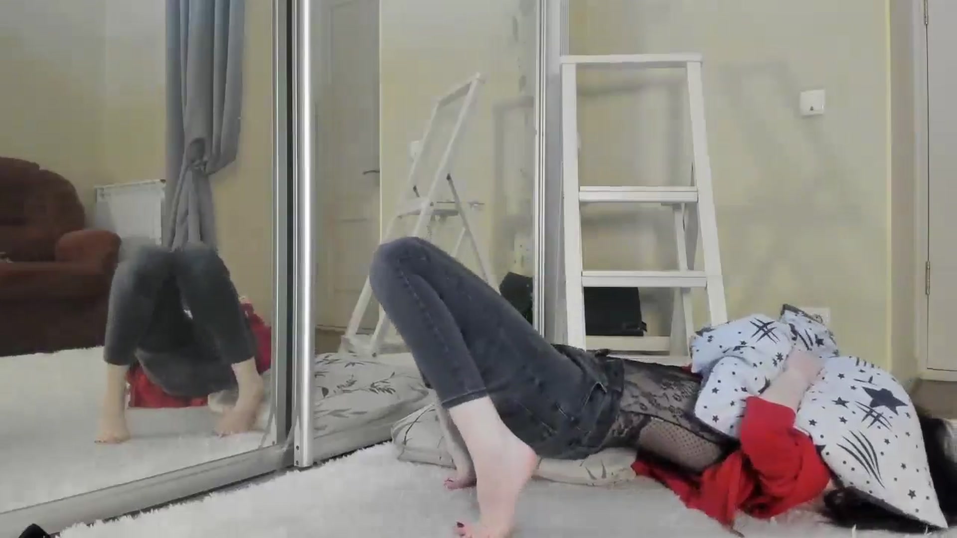 Gallery image thumbnail from Baby_Jewel's myfreecams stream on, 11/30/2024, 14:38 image 9 of 20