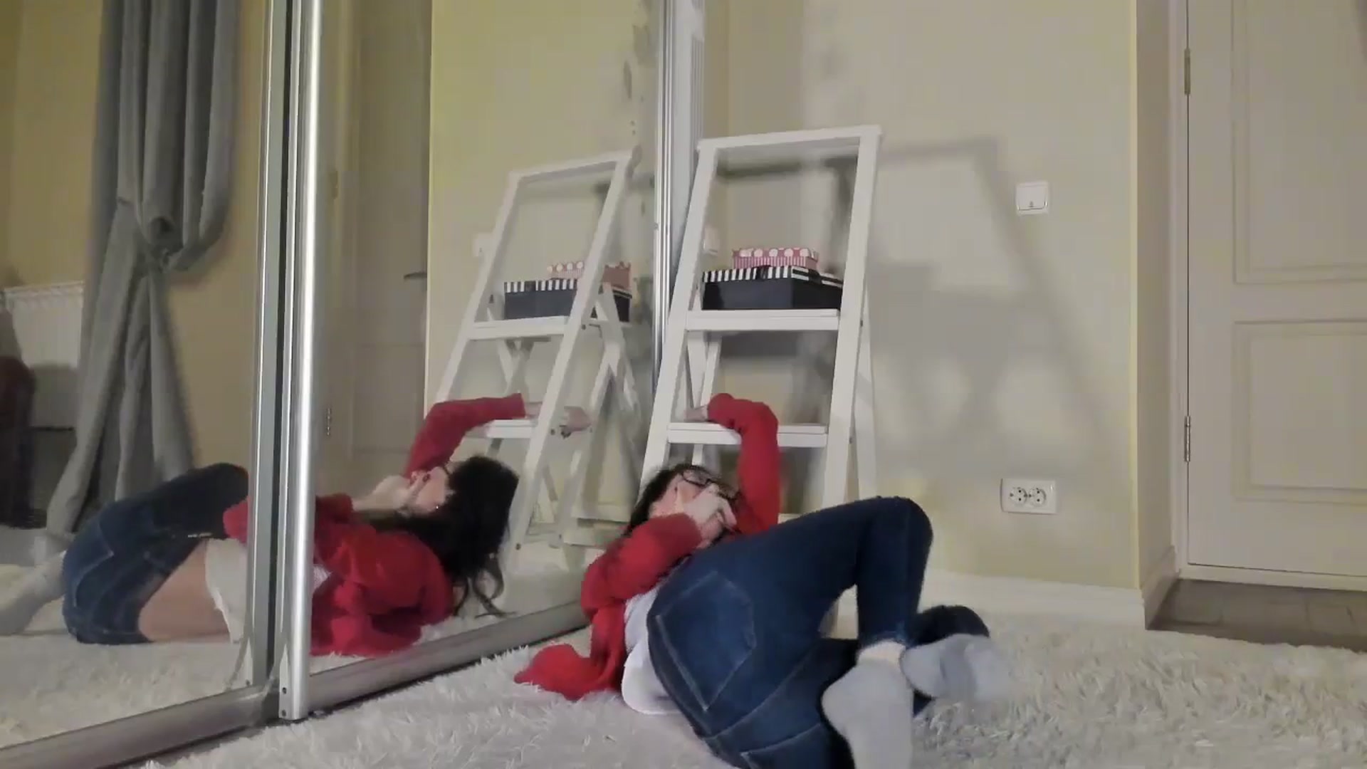 Gallery image thumbnail from Baby_Jewel's myfreecams stream on, 12/03/2024, 15:05 image 3 of 20