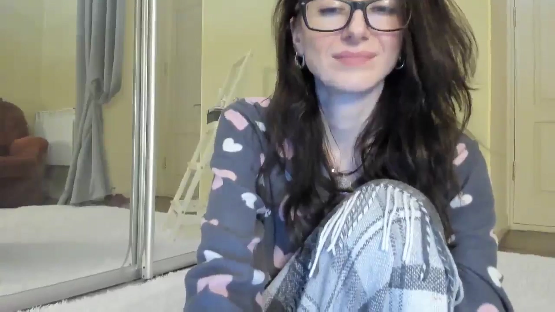 Gallery image thumbnail from Baby_Jewel's myfreecams stream on, 12/04/2024, 15:13 image 16 of 20