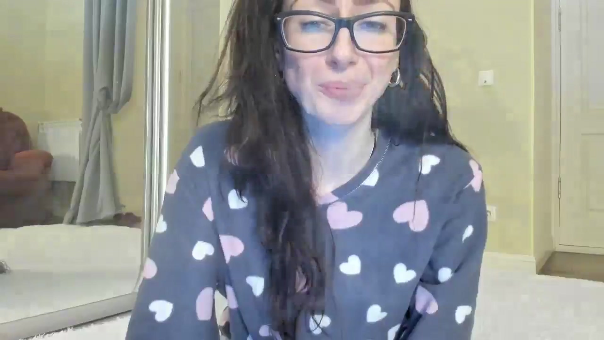 Gallery image thumbnail from Baby_Jewel's myfreecams stream on, 12/04/2024, 15:13 image 9 of 20