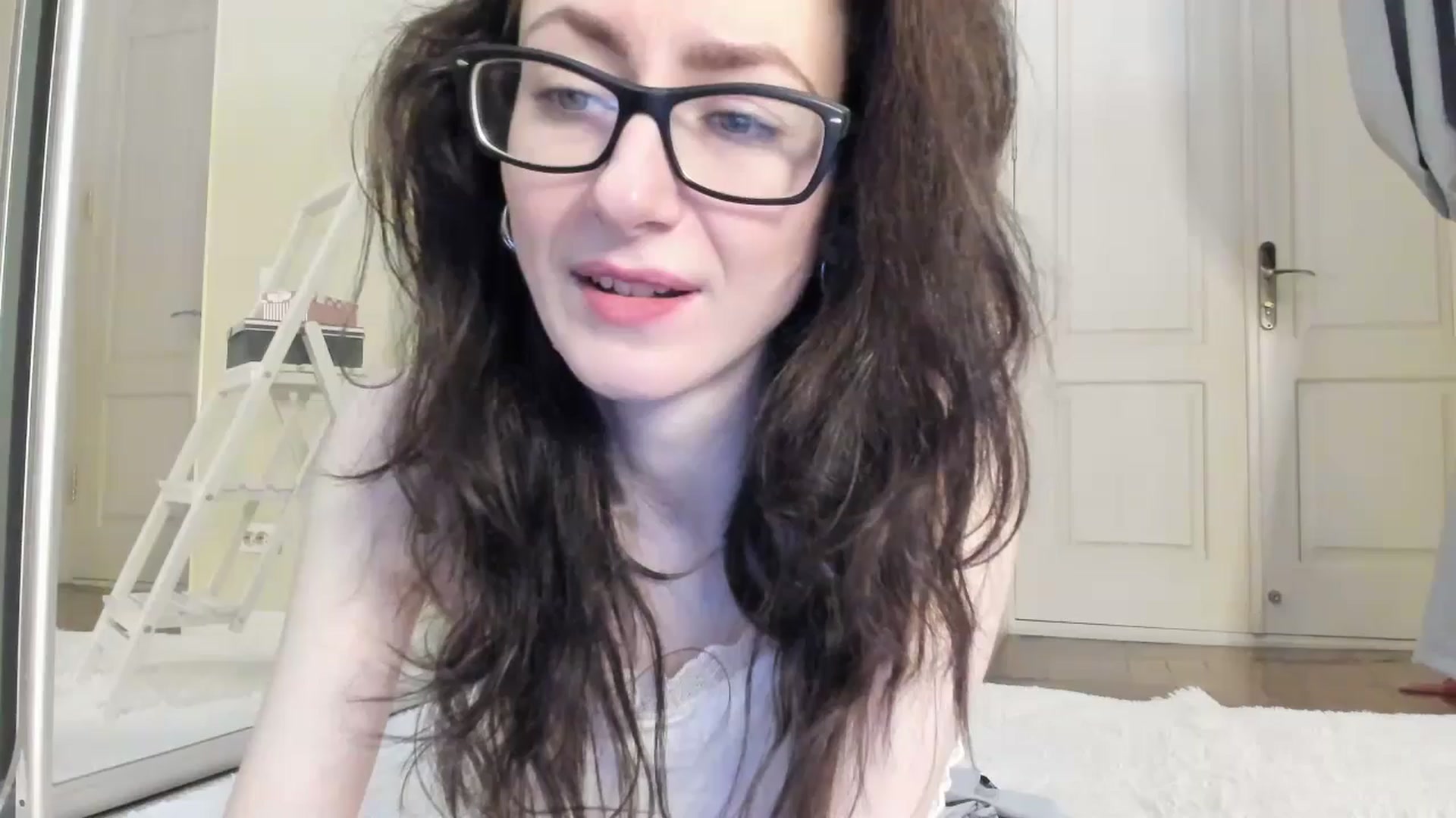 Gallery image thumbnail from Baby_Jewel's myfreecams stream on, 12/05/2024, 11:06 image 17 of 20