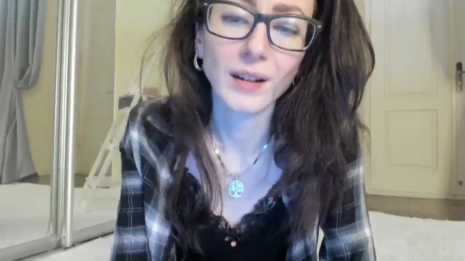 Gallery image thumbnail from Baby_Jewel's myfreecams stream on, 12/06/2024, 10:02 image 12 of 20